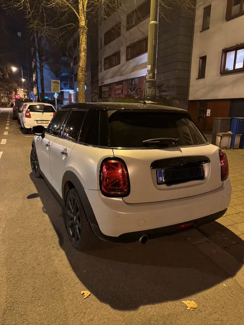 MINI Cooper D 1.5 DA - 2