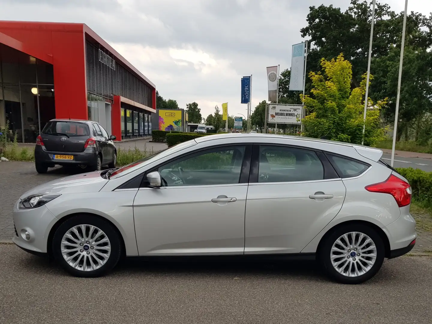 Ford Focus 1.6 EcoBoost Ecc Cruise Trekhaak 17"Vlg Silber - 2