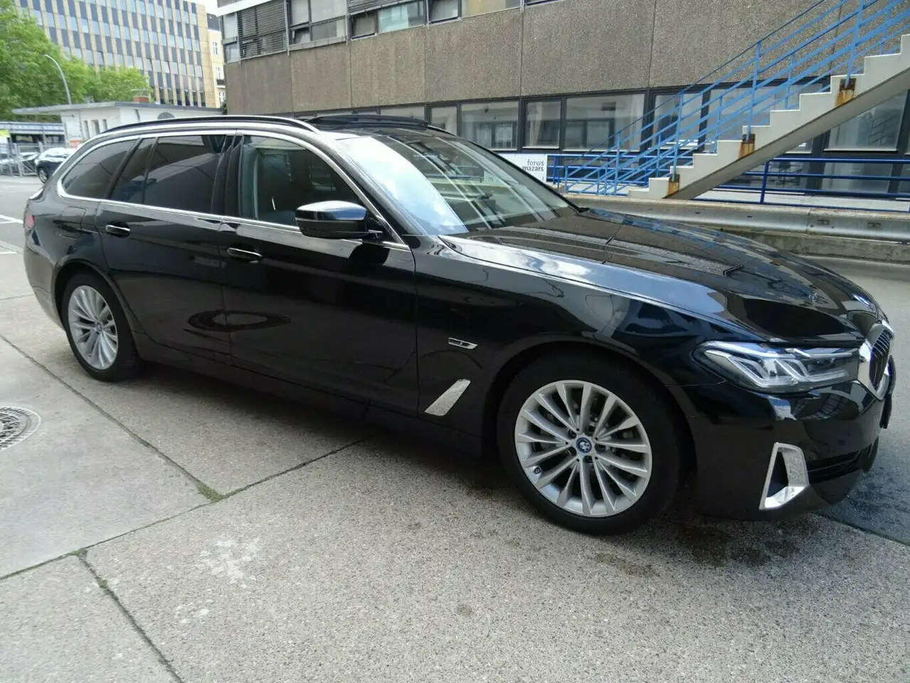 BMW 530 530e xDrive Tour LuxuryLine Autom,AHK,Leder,ACC, миниатюра 14