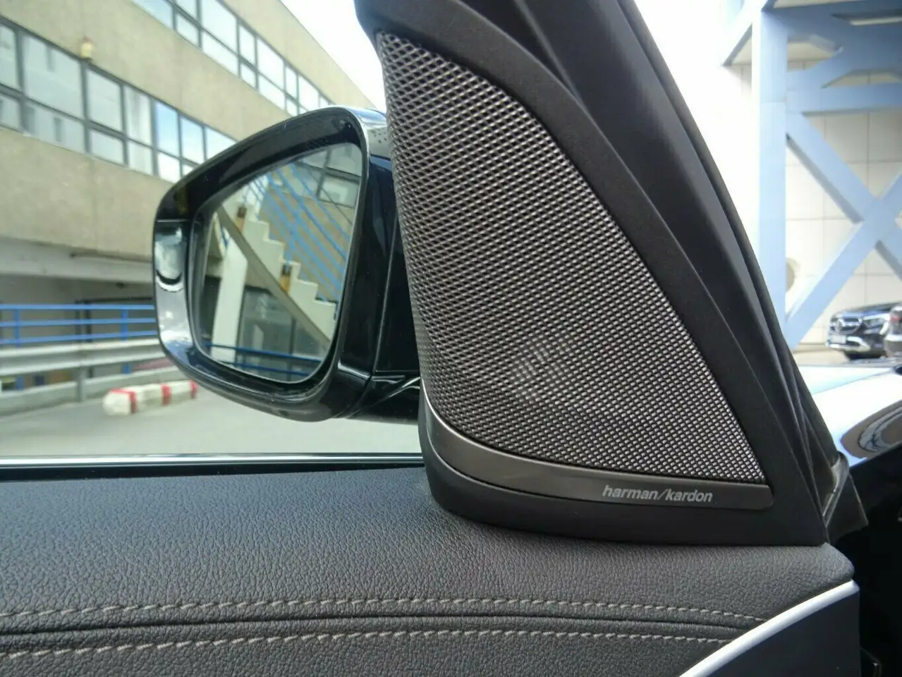 BMW 530 530e xDrive Tour LuxuryLine Autom,AHK,Leder,ACC, миниатюра 29