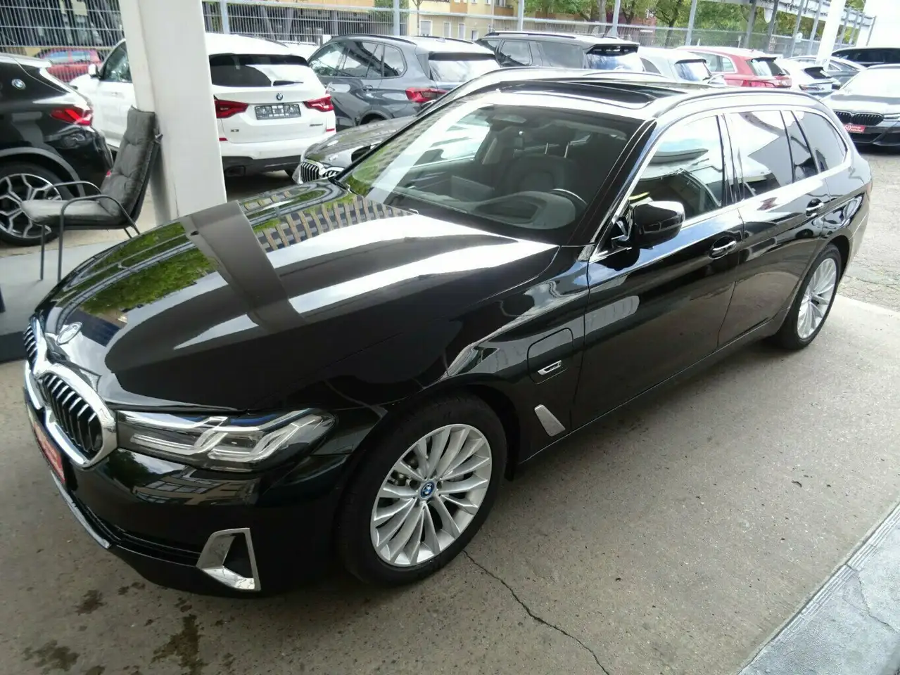 BMW 530 530e xDrive Tour LuxuryLine Autom,AHK,Leder,ACC, миниатюра 18