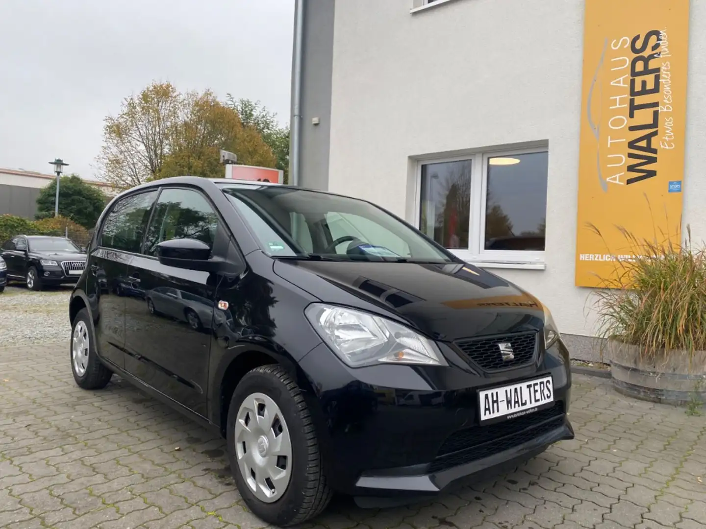 SEAT Mii Style = 5 Türen - Sitzheizung - Klima = Negro - 2