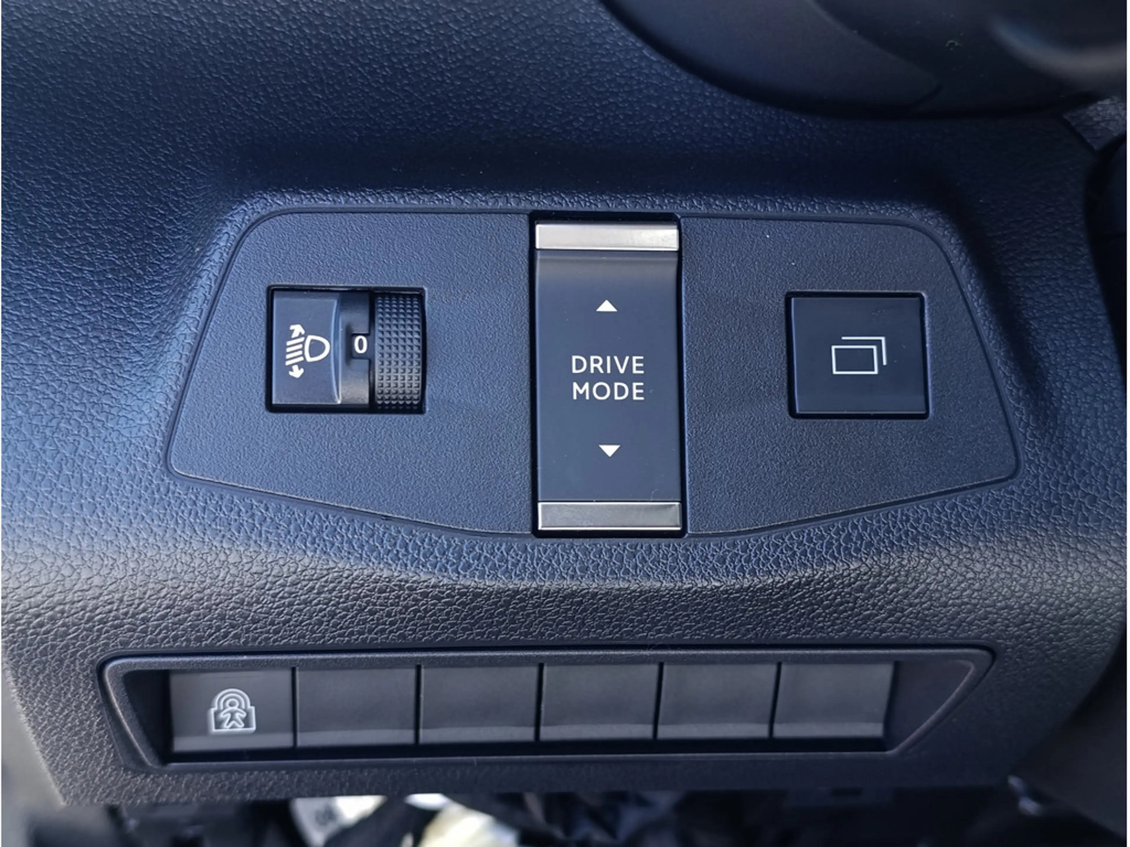 Fiat Qubo L 7-Sitzer Icon 1.5 Diesel 74 kW MT — photo 15