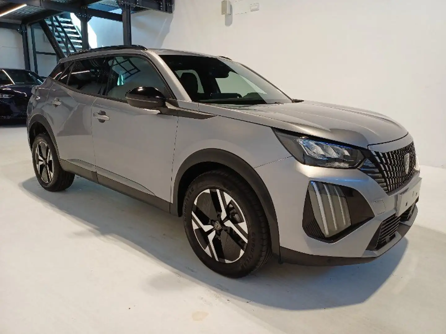 Peugeot 2008 2008 PureTech 100 S&S Allure Argent - 1