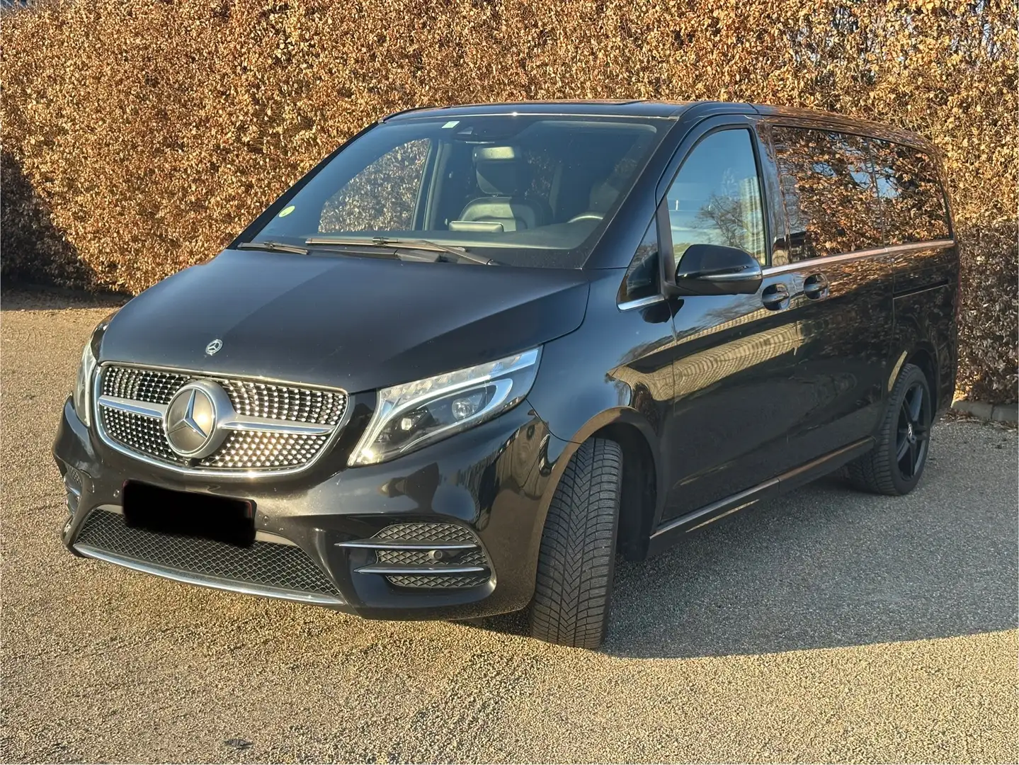 Mercedes-Benz V 300 d MWB AMG Pack Noir - 2