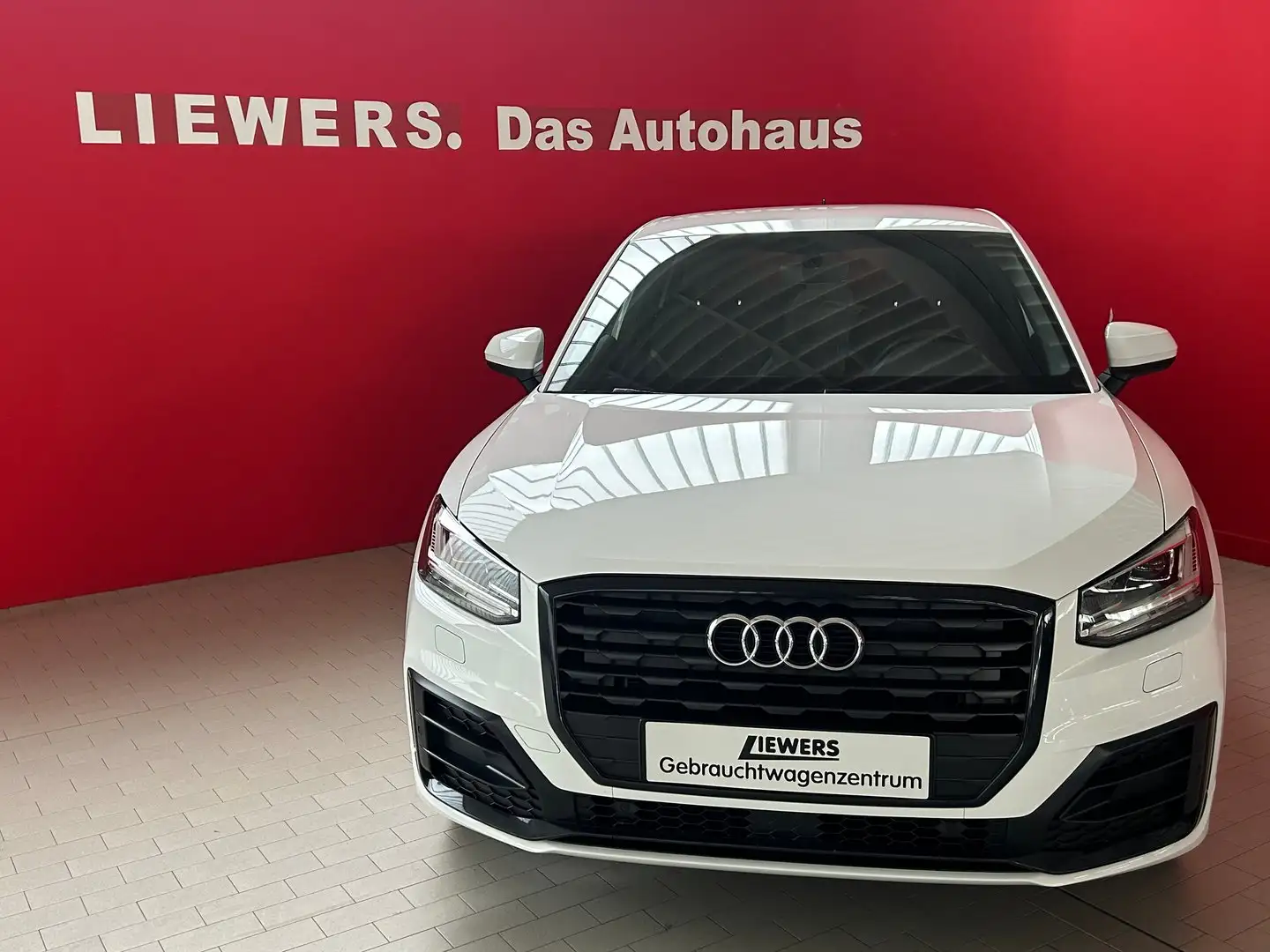Audi Q2 30 TDI Sport Weiß - 2