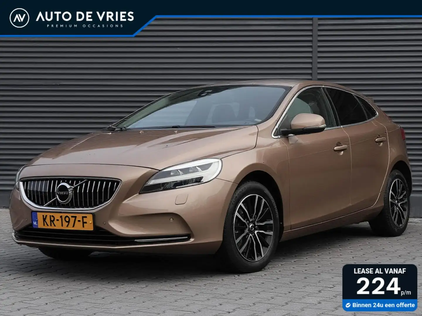 Volvo V40 2.0 D4 190pk Summum | Zwart leder | Panoramadak | Brown - 1