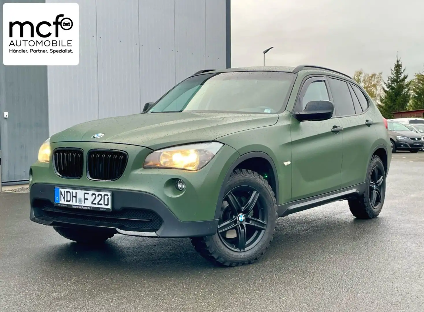 BMW X1 xDrive 18d X-Line HunterEdition*LED*AT-Reifen Grün - 1