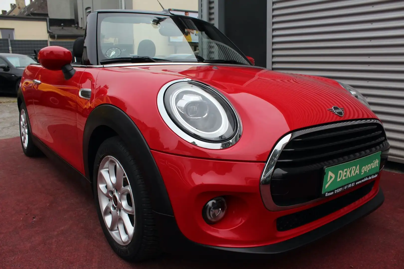 MINI Cooper Cabrio COOPER CABRIO AUTOMATIK KLIMA SITZHEIZUNG Rot - 2