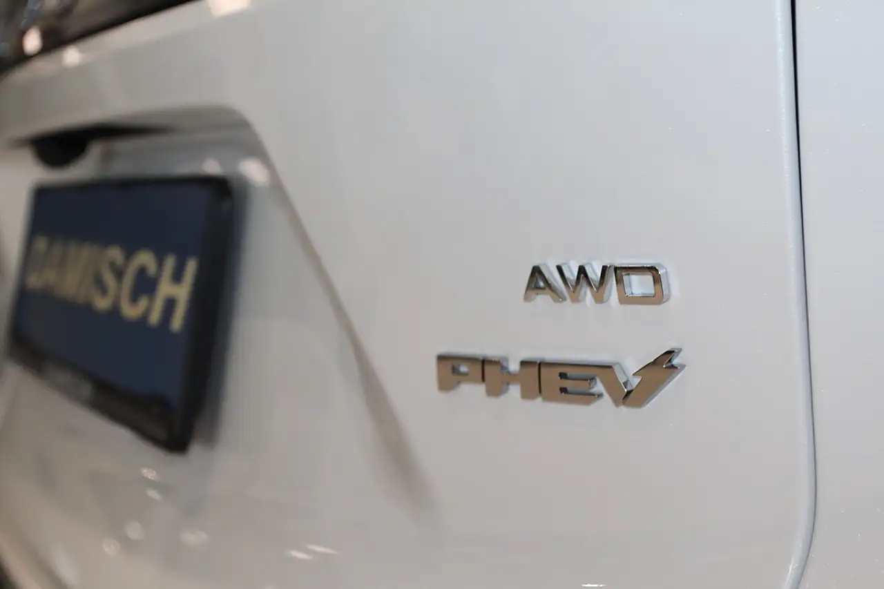 OMODA 9