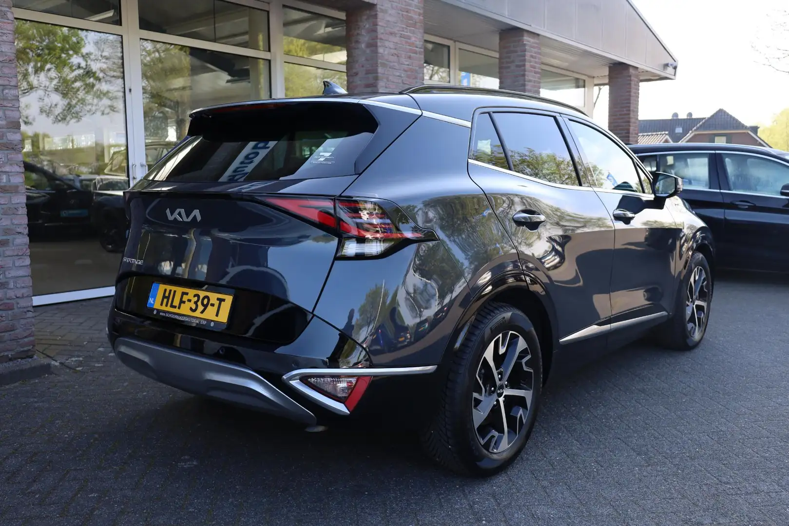 Kia Sportage 1.6 T-GDi MHEV DynamicPlusLine PANO CAMERA HALFLEE Grijs - 2