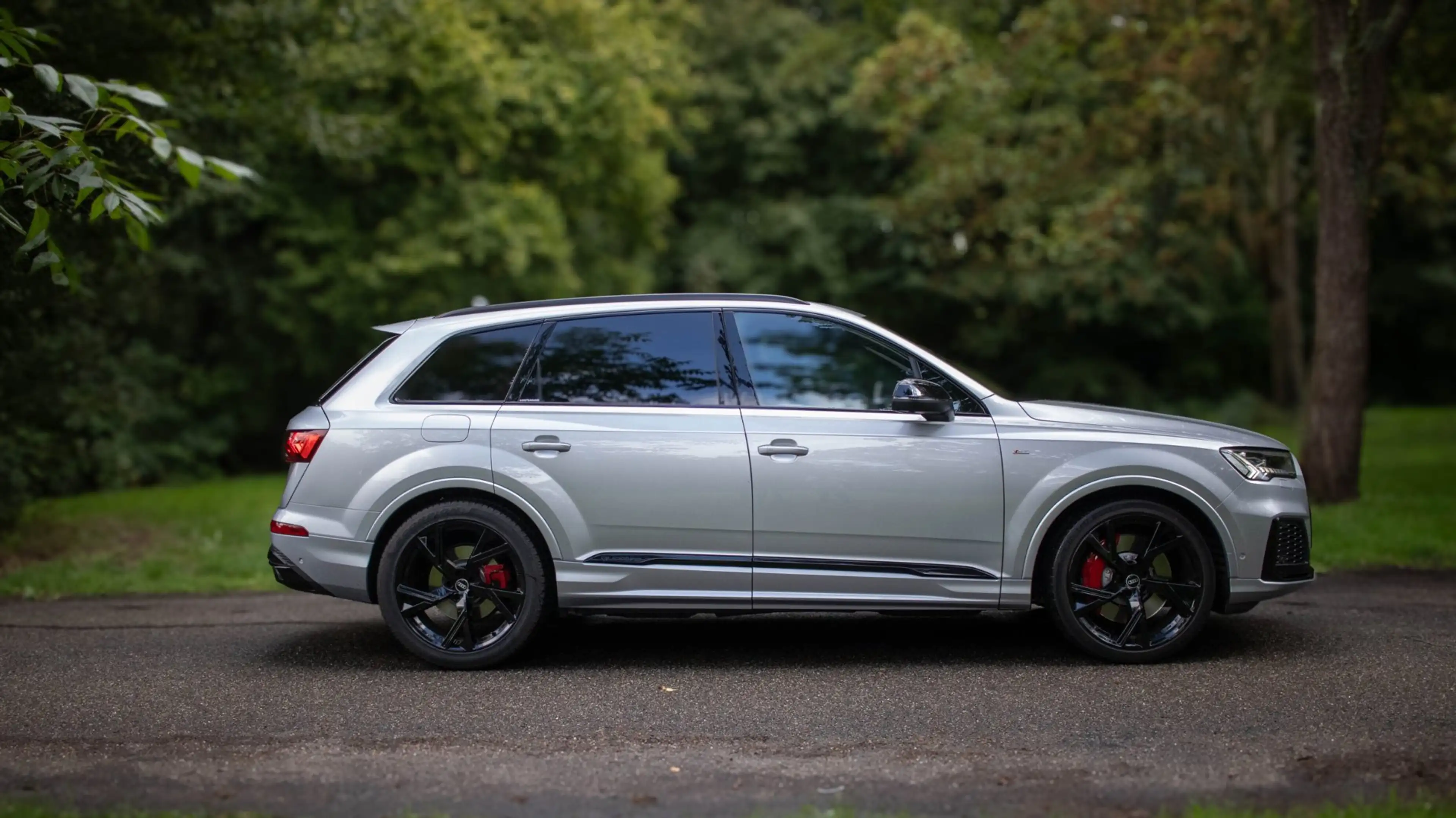 Audi Q7 60 TFSI e quattro Competition — photo 14