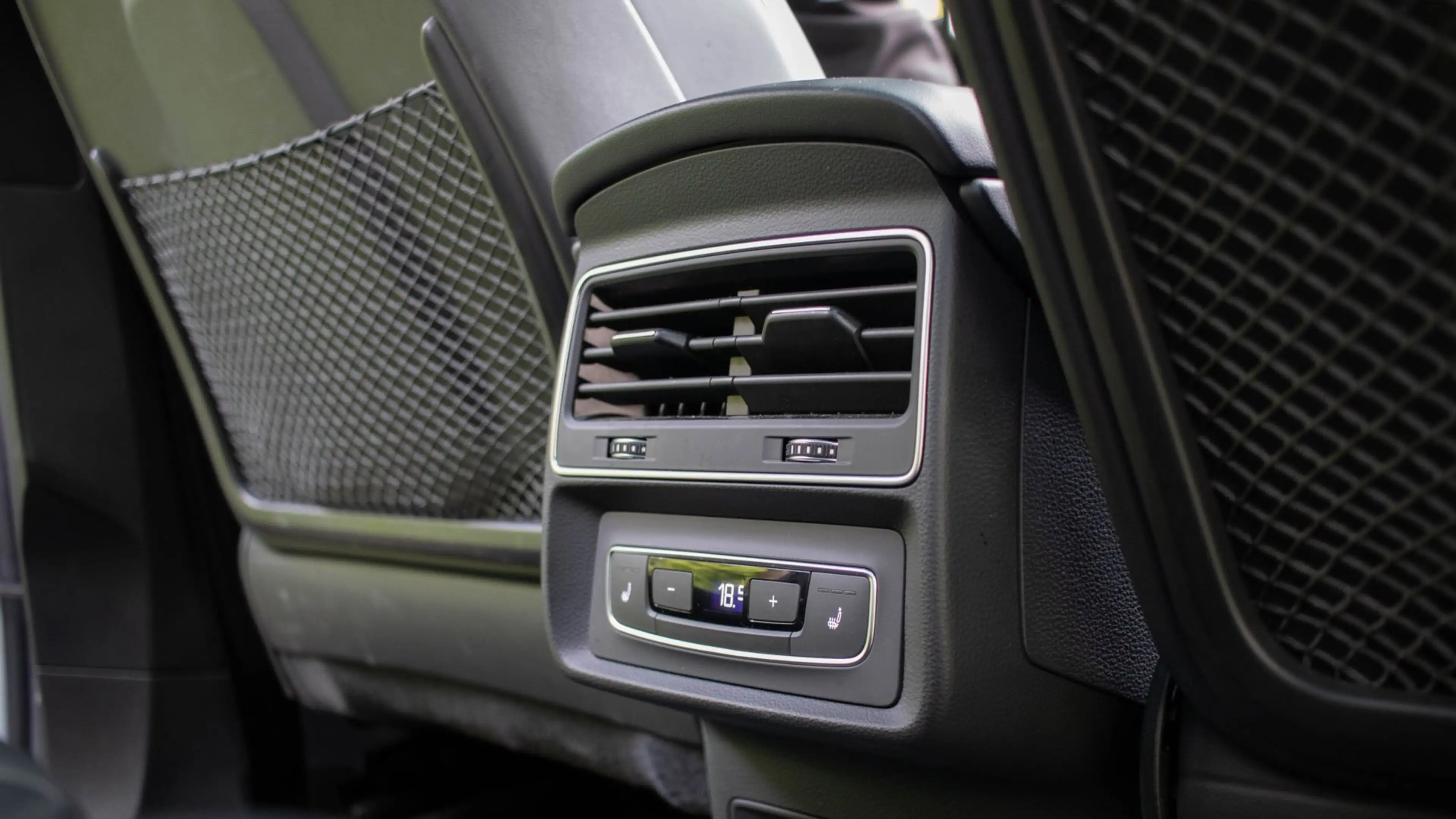 Audi Q7 60 TFSI e quattro Competition — photo 21