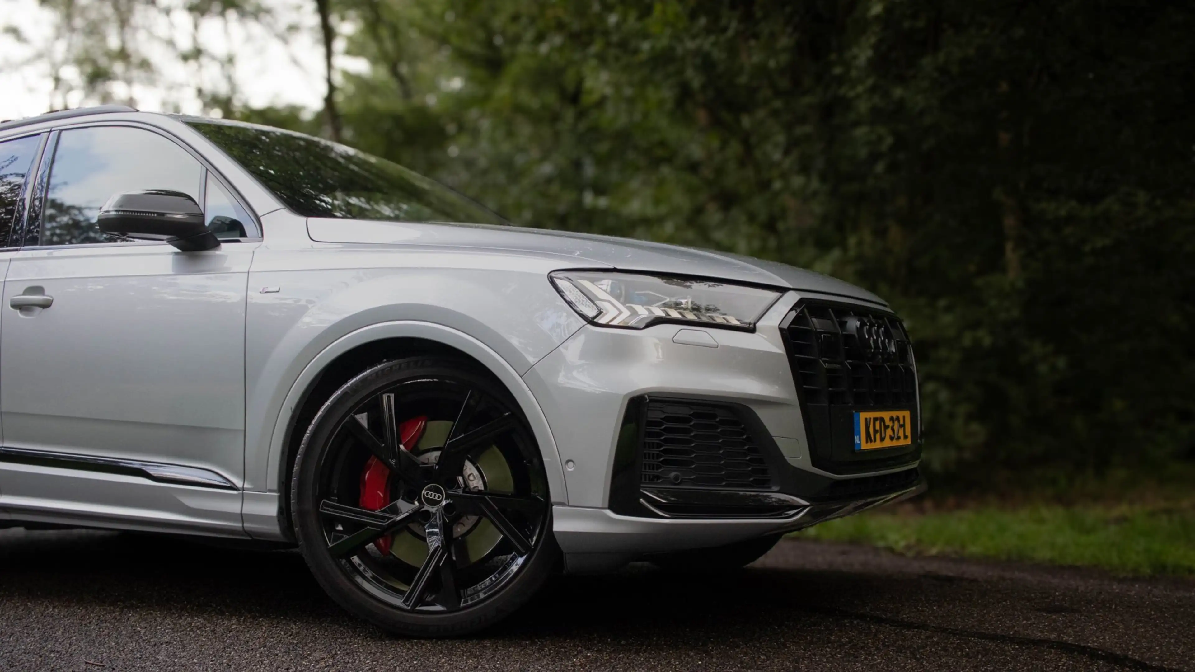 Audi Q7 60 TFSI e quattro Competition — photo 4