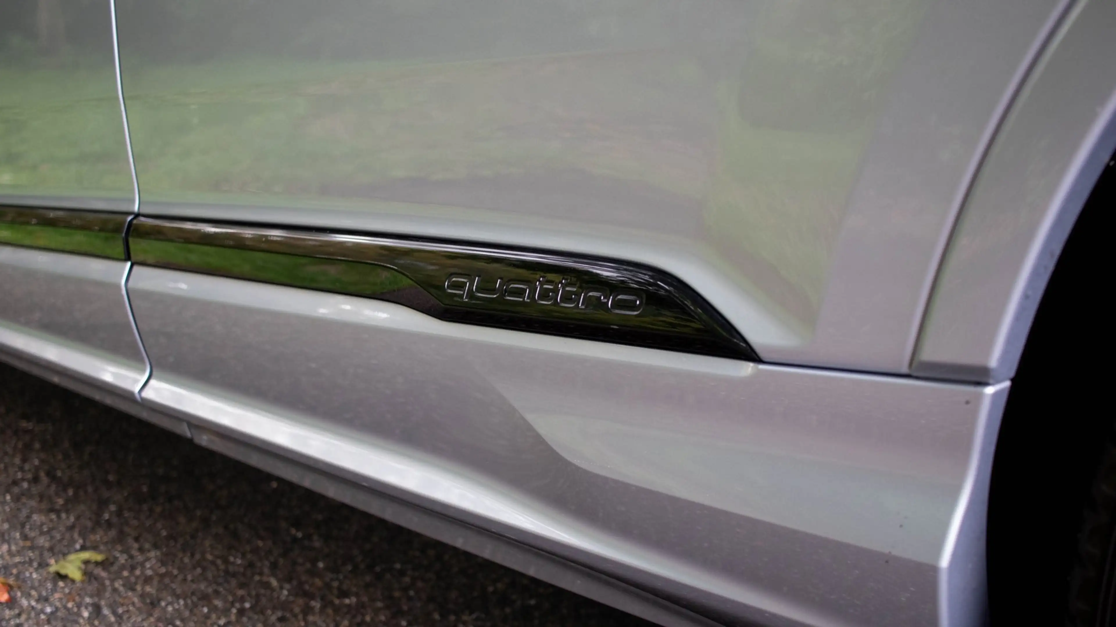 Audi Q7 60 TFSI e quattro Competition — photo 8