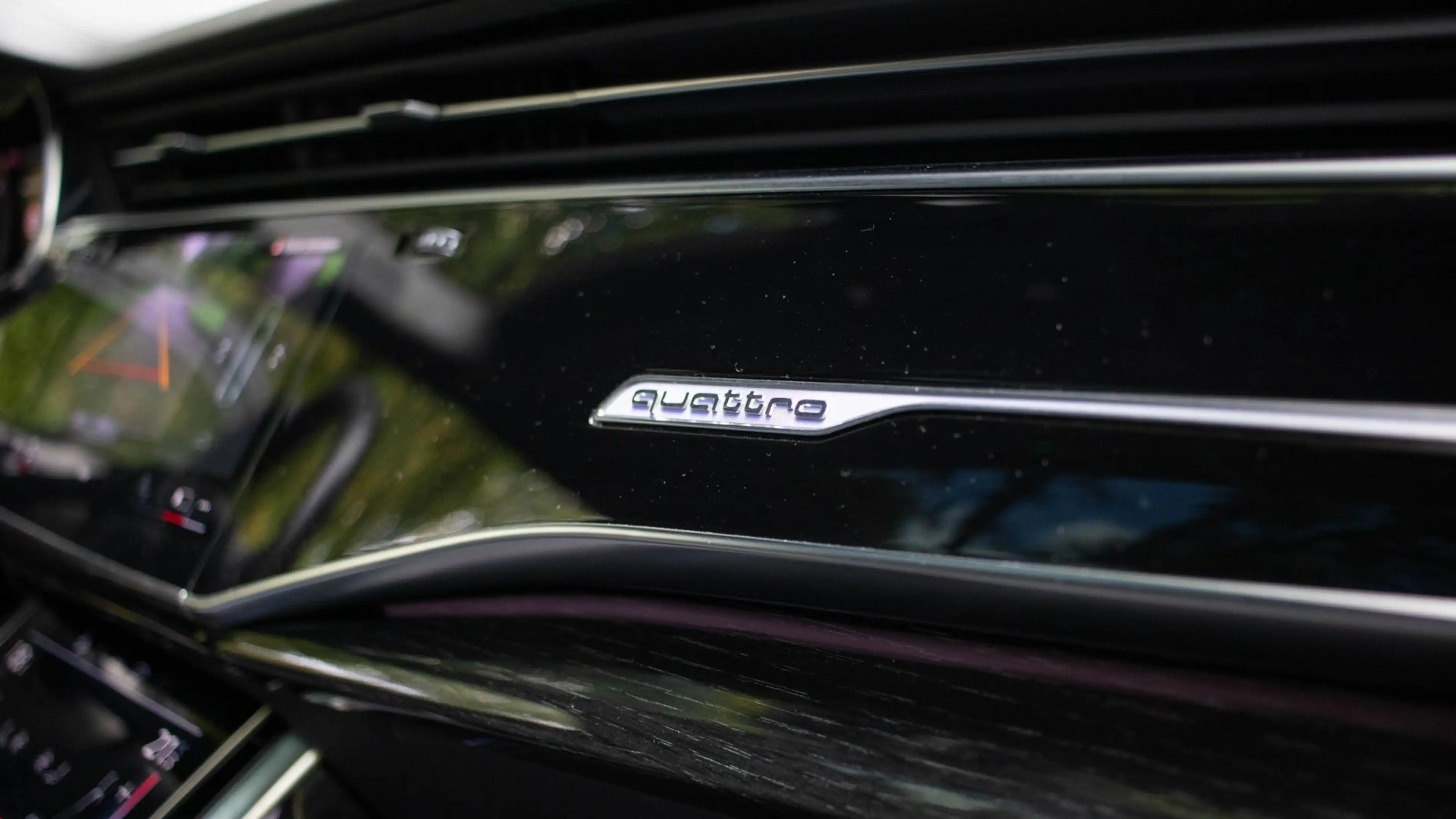 Audi Q7 60 TFSI e quattro Competition — photo 25
