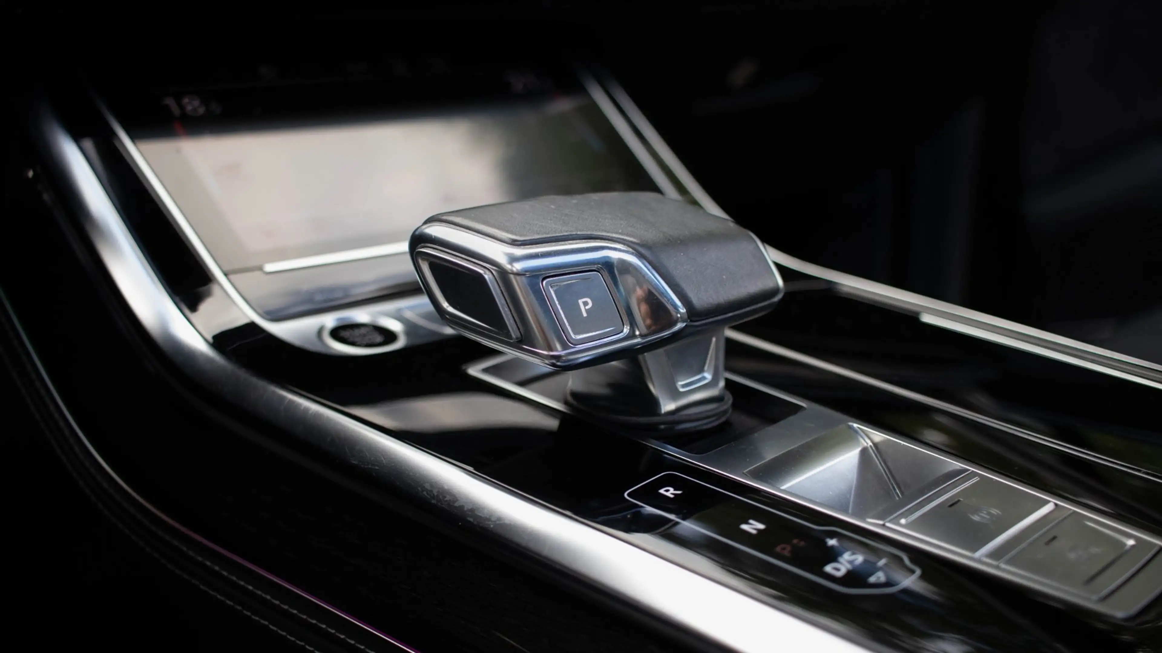 Audi Q7 60 TFSI e quattro Competition — photo 50