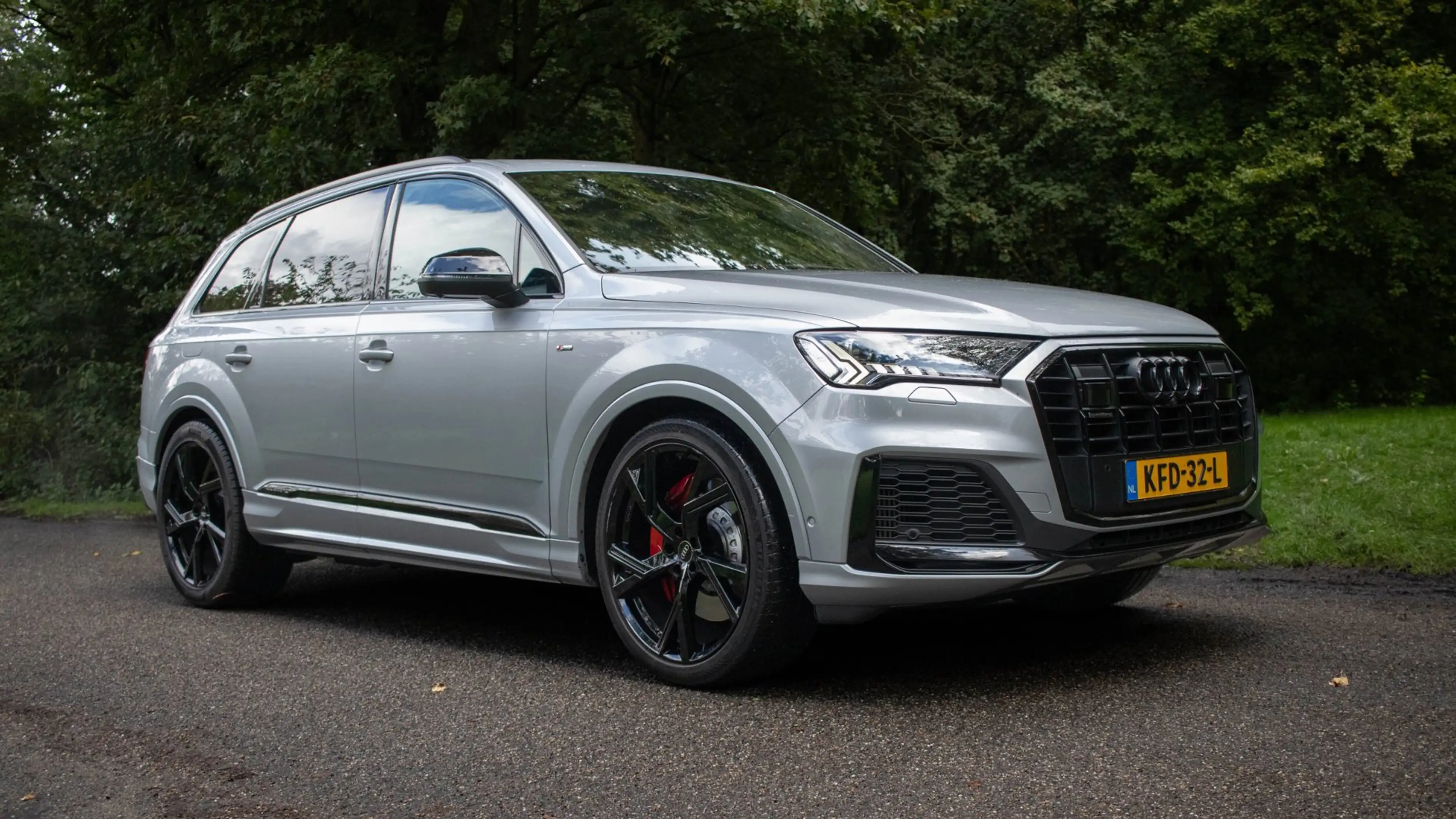 Audi Q7 60 TFSI e quattro Competition — photo 13