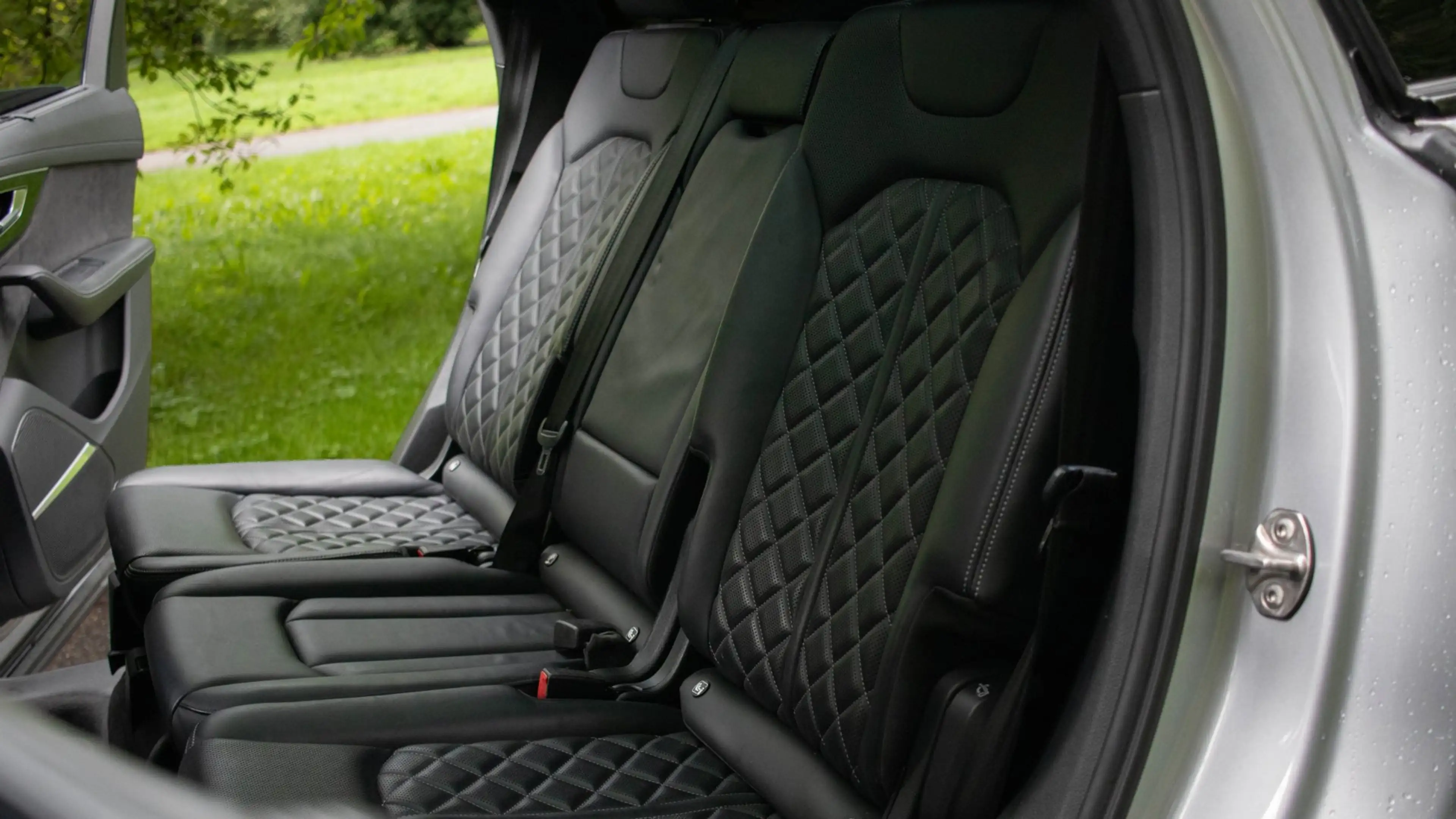 Audi Q7 60 TFSI e quattro Competition — photo 29
