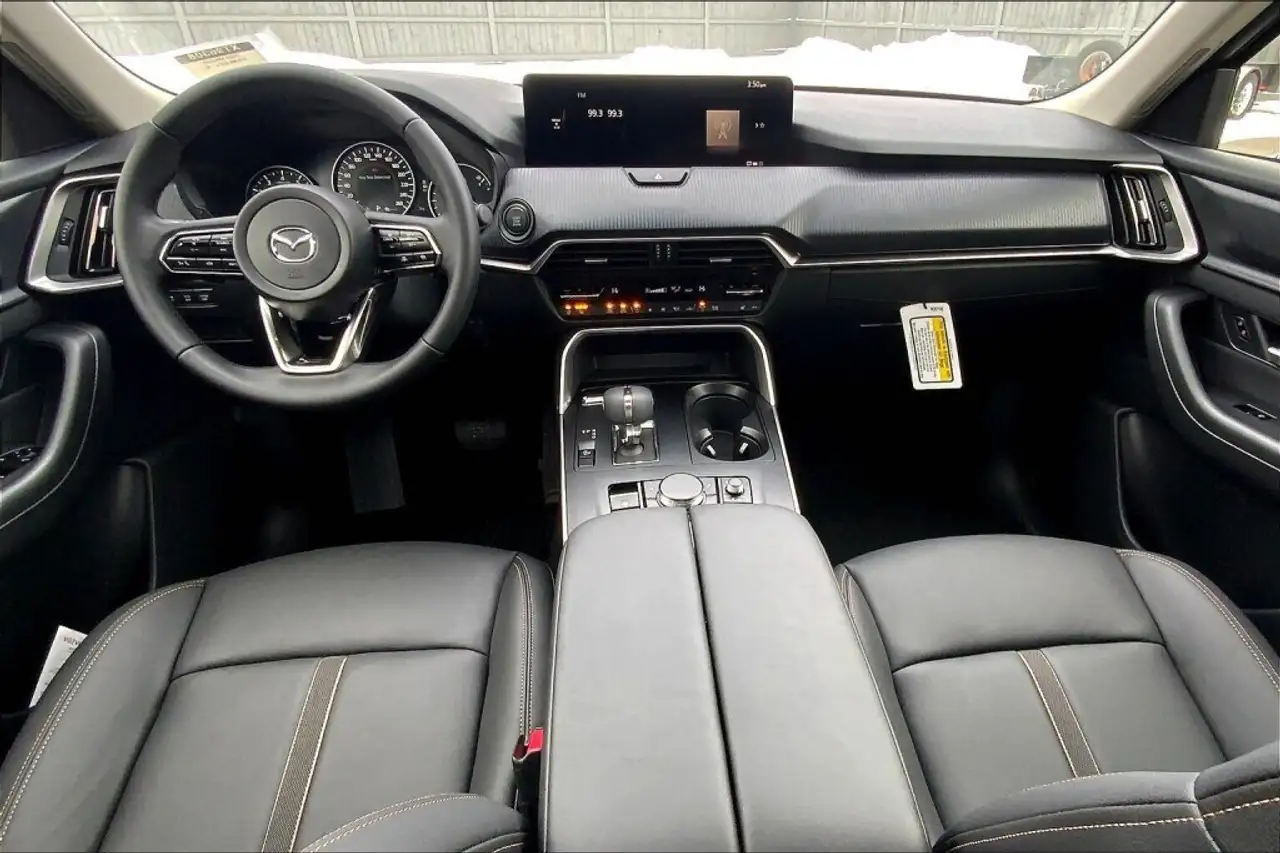 Mazda CX-90 photo Mazda CX-90
