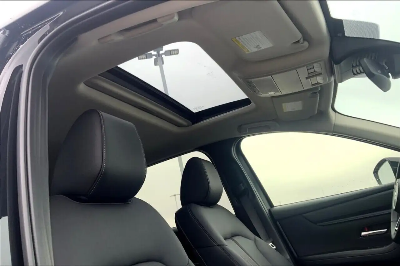 Mazda CX-90 photo Mazda CX-90