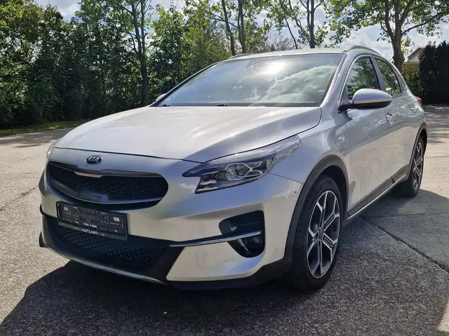 Kia XCeed Vision 1.4 T GDI Vision DCT | LED | Navi | Kamera