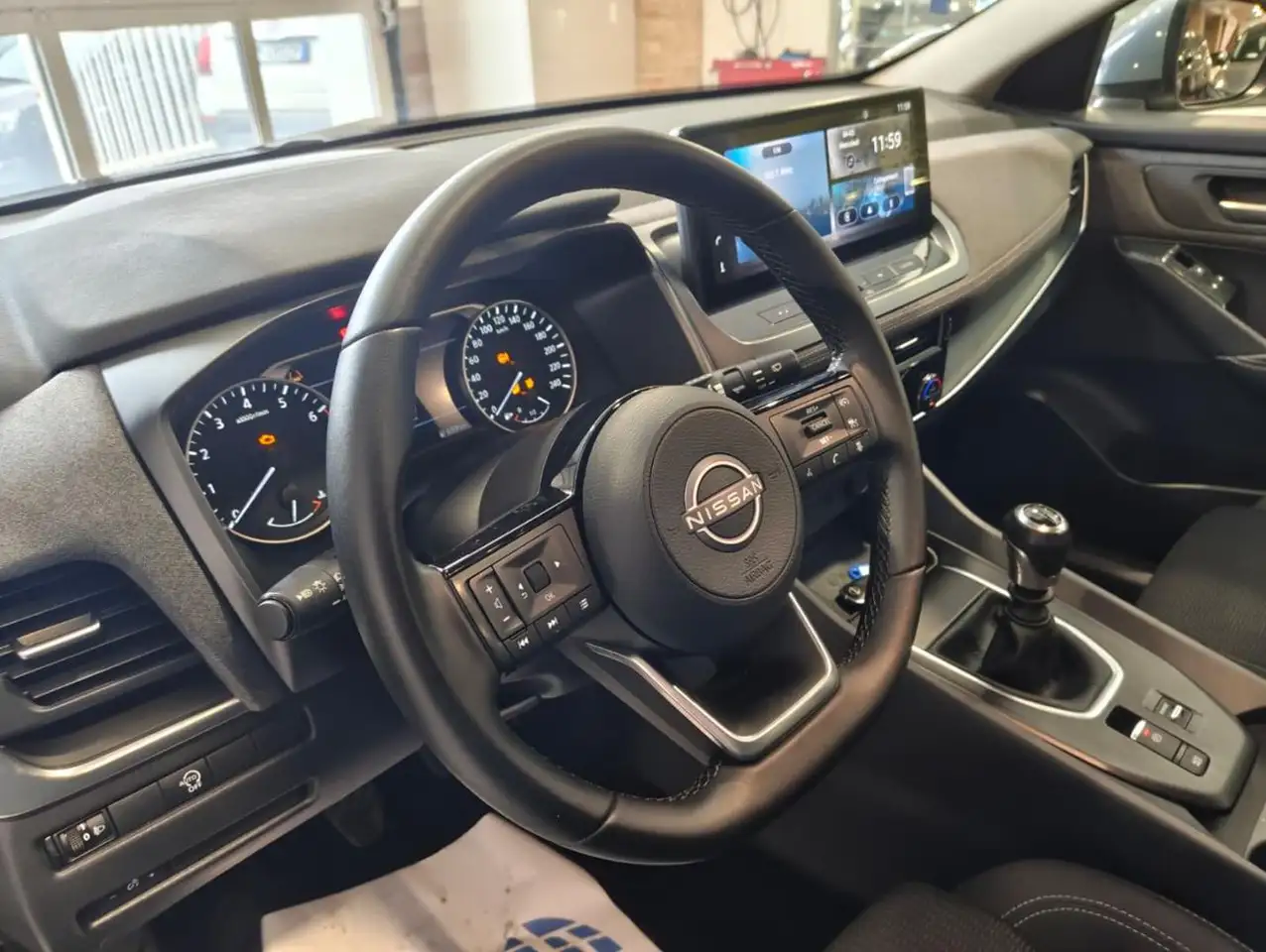 Nissan Qashqai MHEV 140 CV Acenta 8