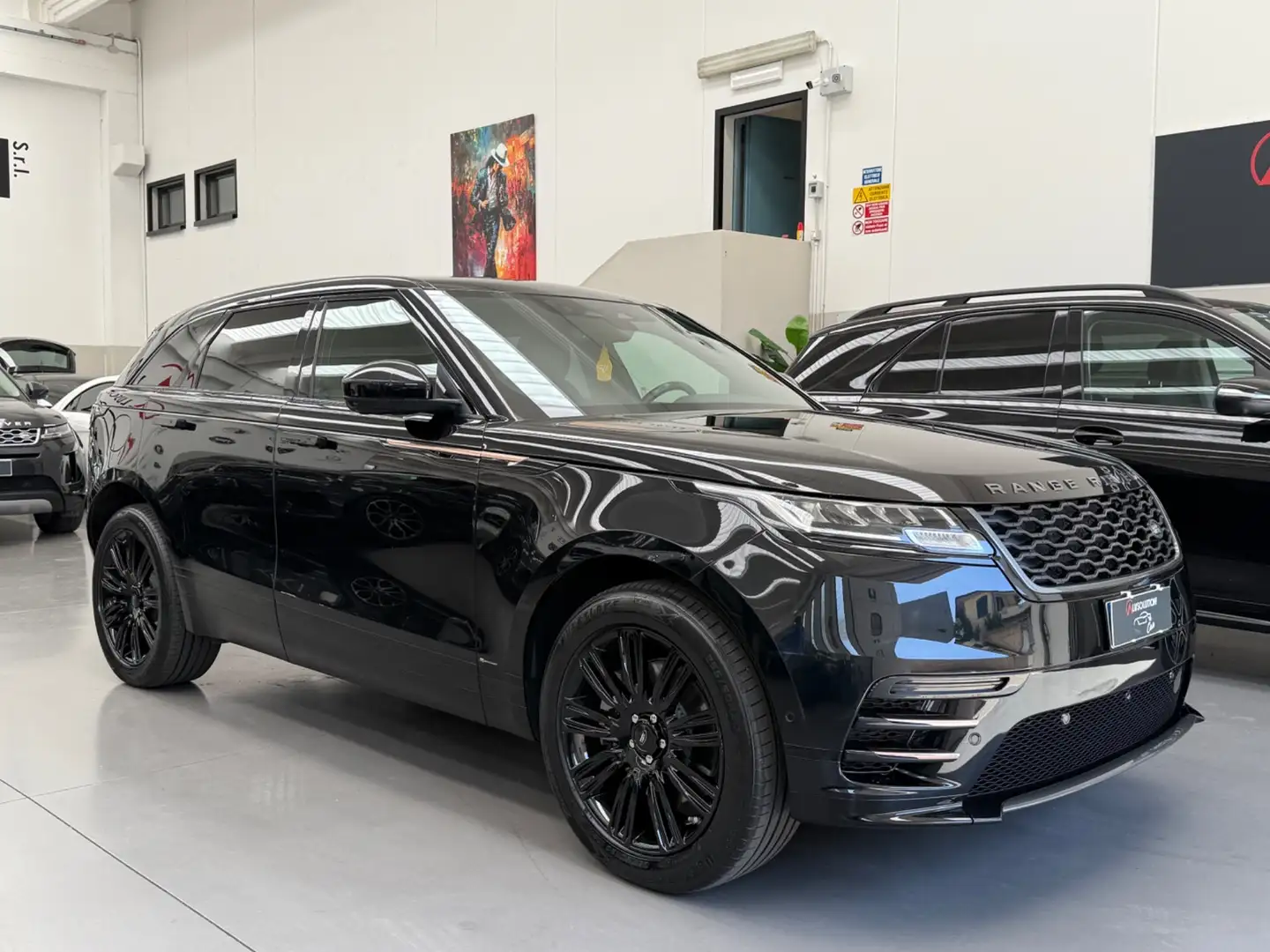 Land Rover Range Rover Velar Range Rover Velar 2.0D I4 204 CV R-Dynamic SE Zwart - 1
