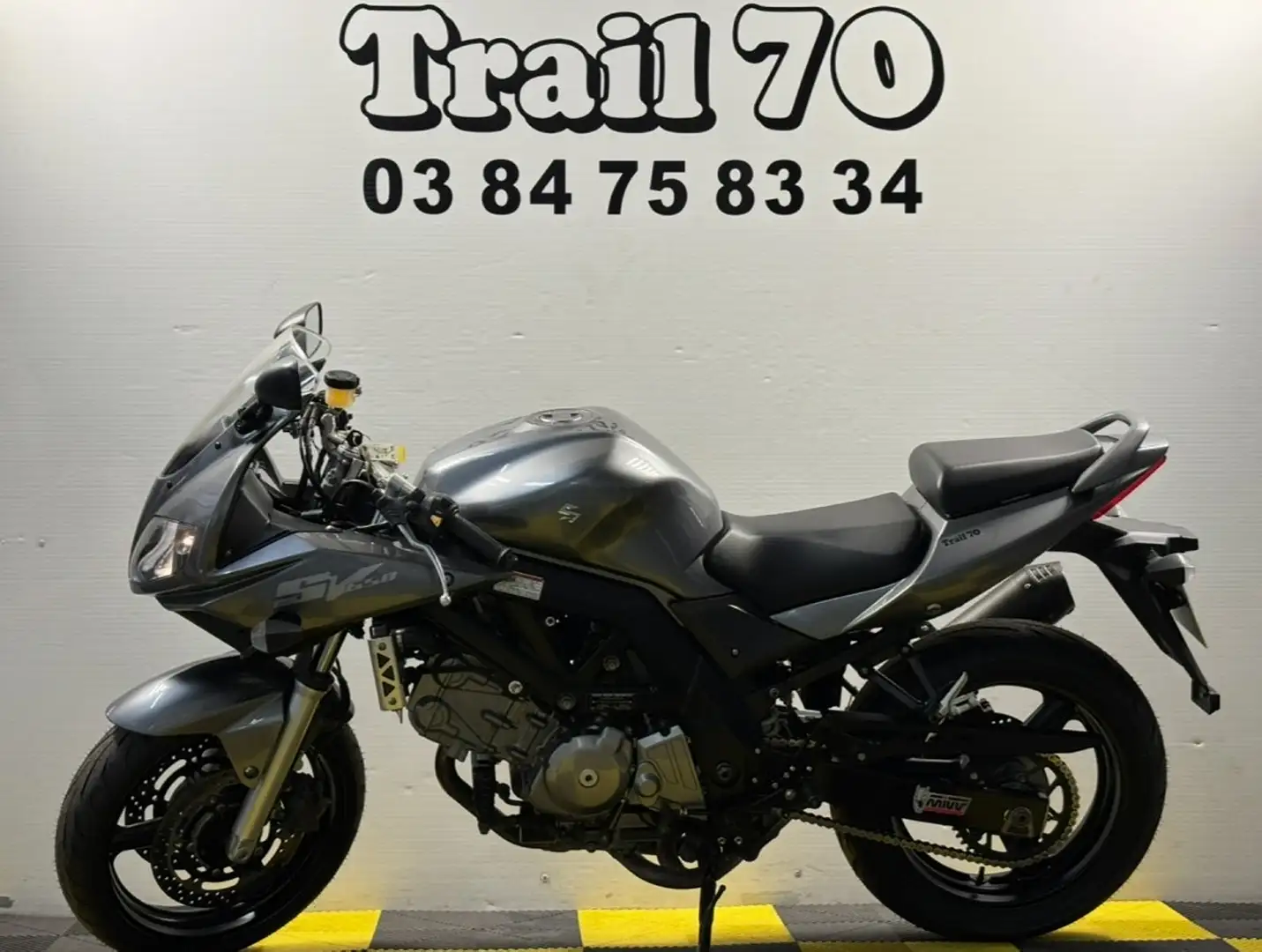 Suzuki SV 650 Argent - 2