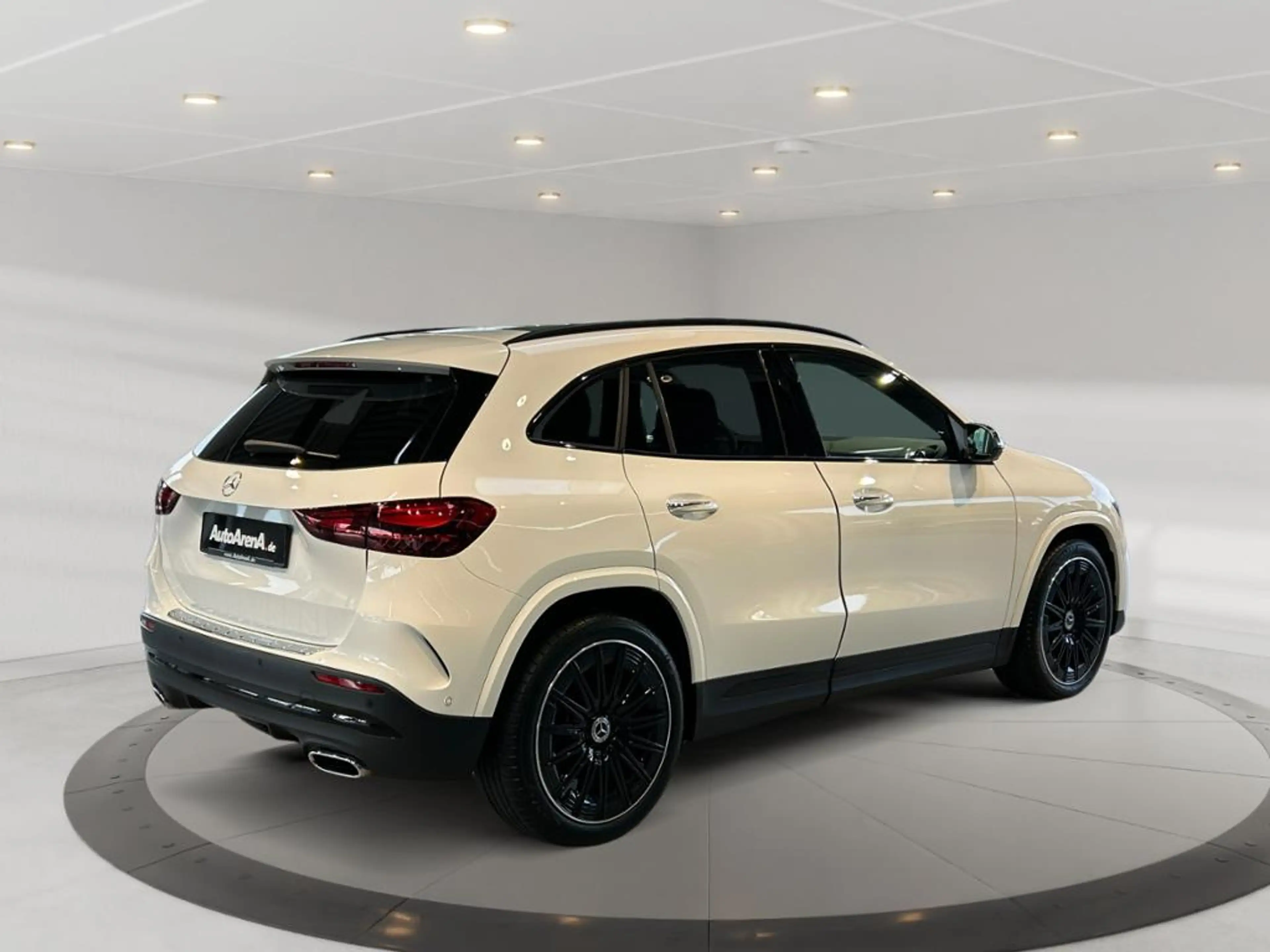 Mercedes-Benz GLA 220 d 4matic AMG AMG+MBUX+MBeam+Night+AHK — photo 3
