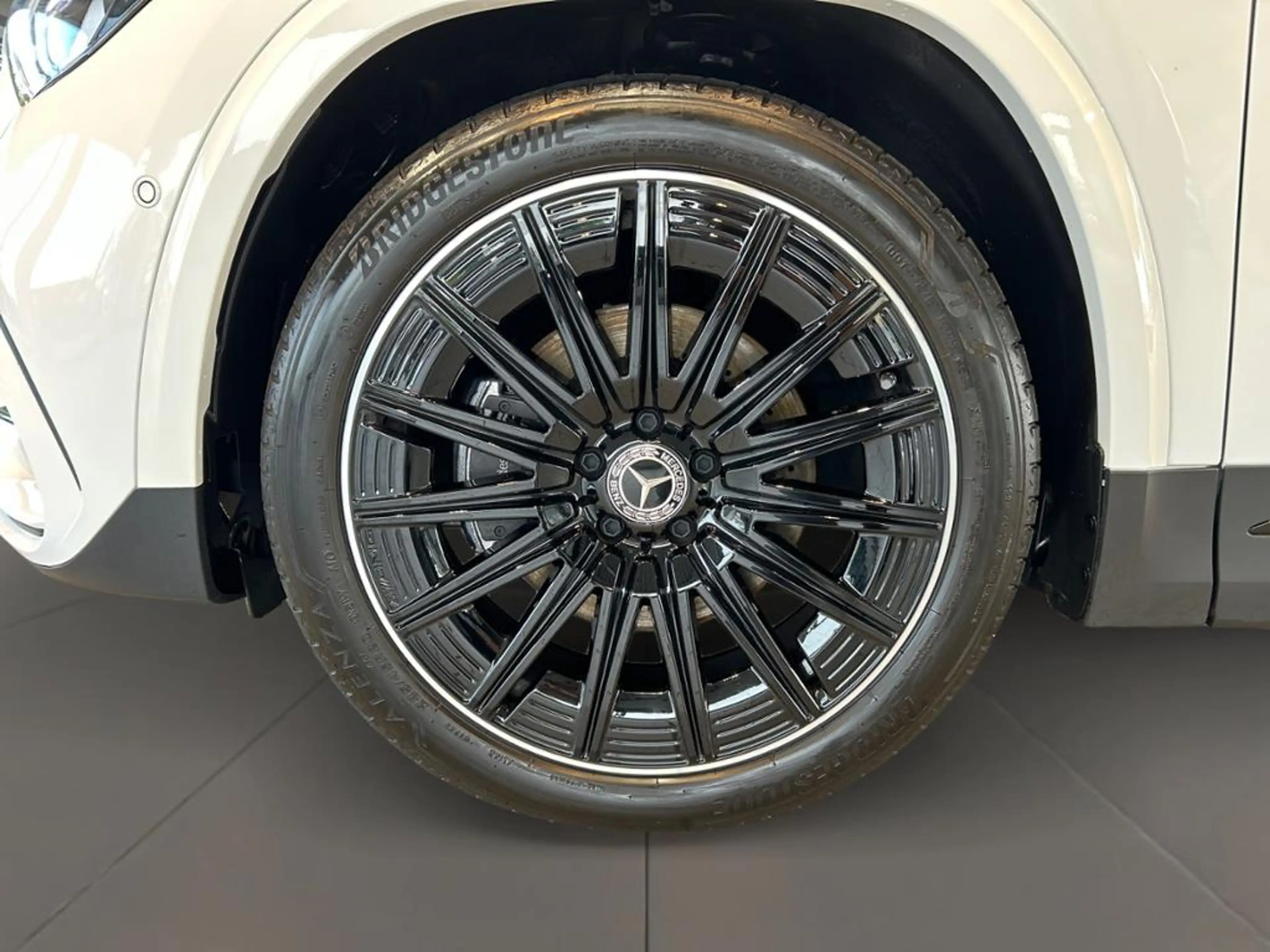 Mercedes-Benz GLA 220 d 4matic AMG AMG+MBUX+MBeam+Night+AHK — photo 12