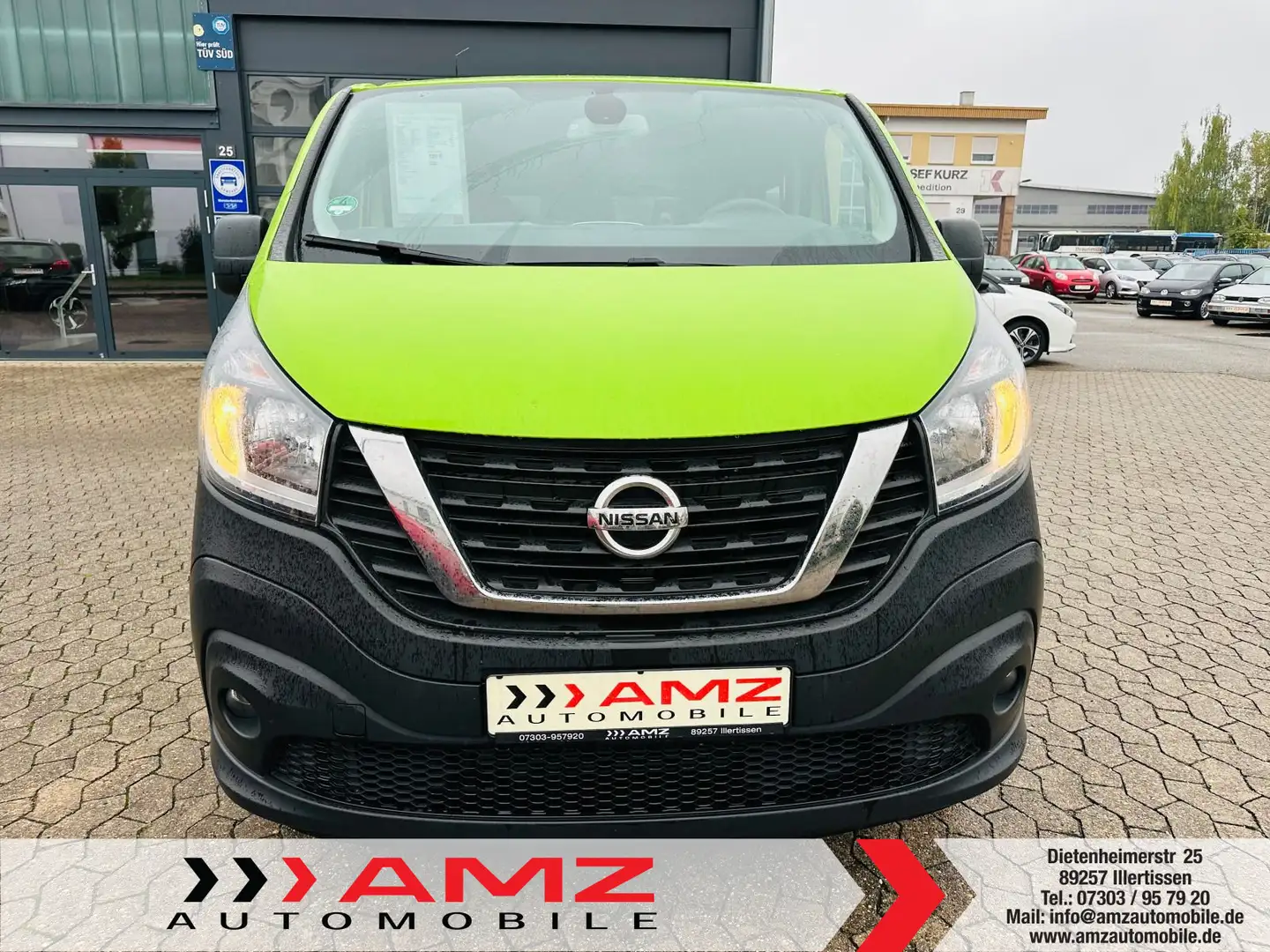 Nissan NV300 L1H1 2.7  - Premium 9 Sitzer Navi Vert - 2