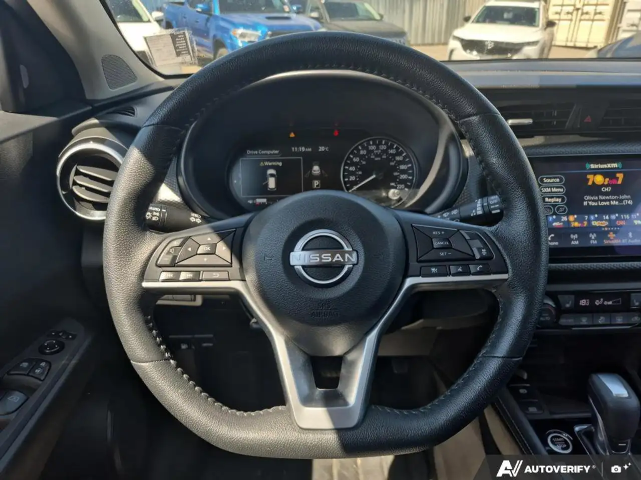 Nissan Kicks photo Nissan Kicks
