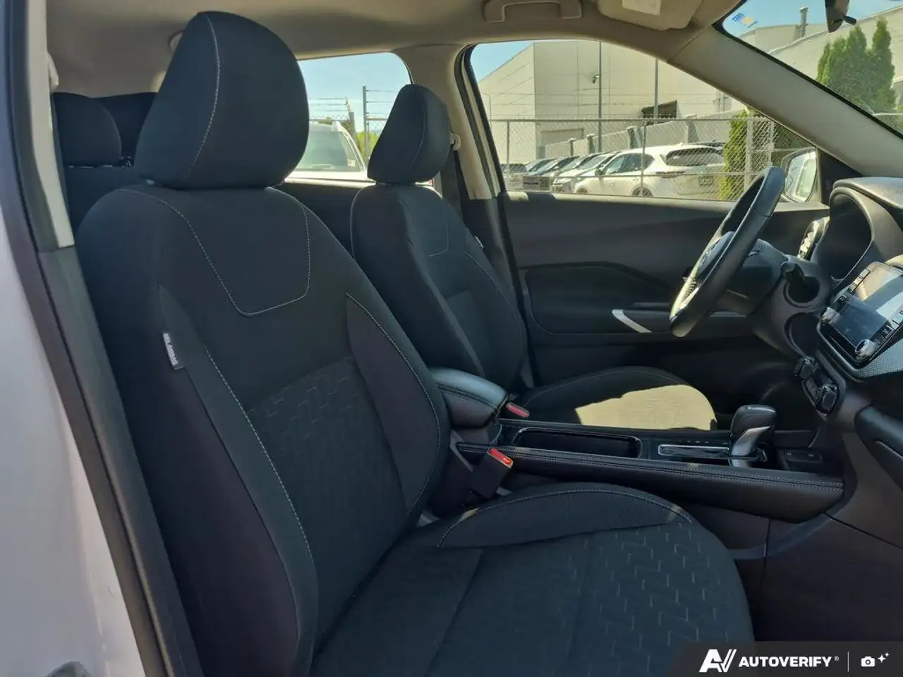 Nissan Kicks photo Nissan Kicks