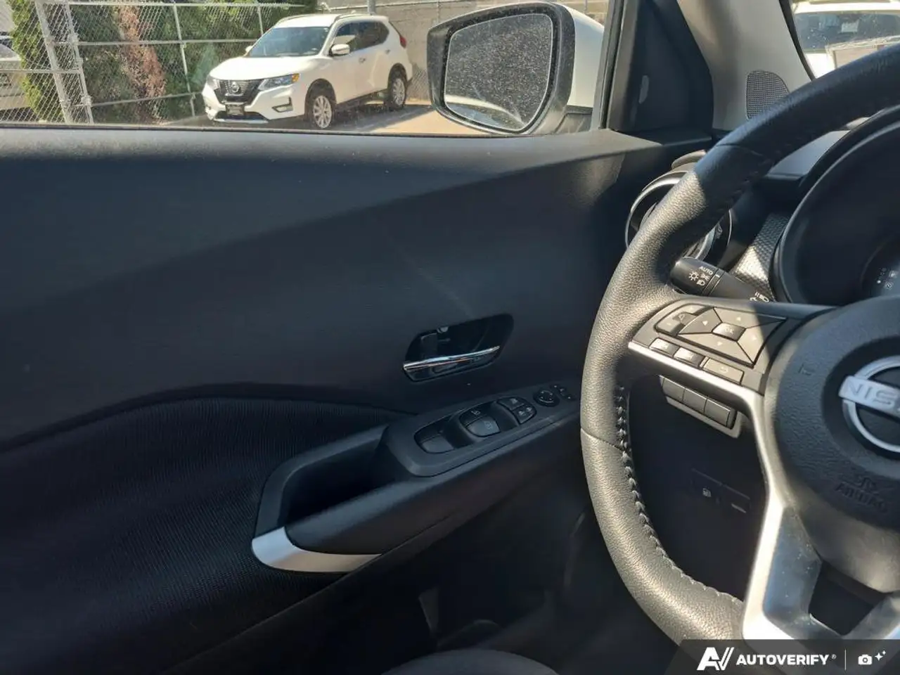 Nissan Kicks photo Nissan Kicks