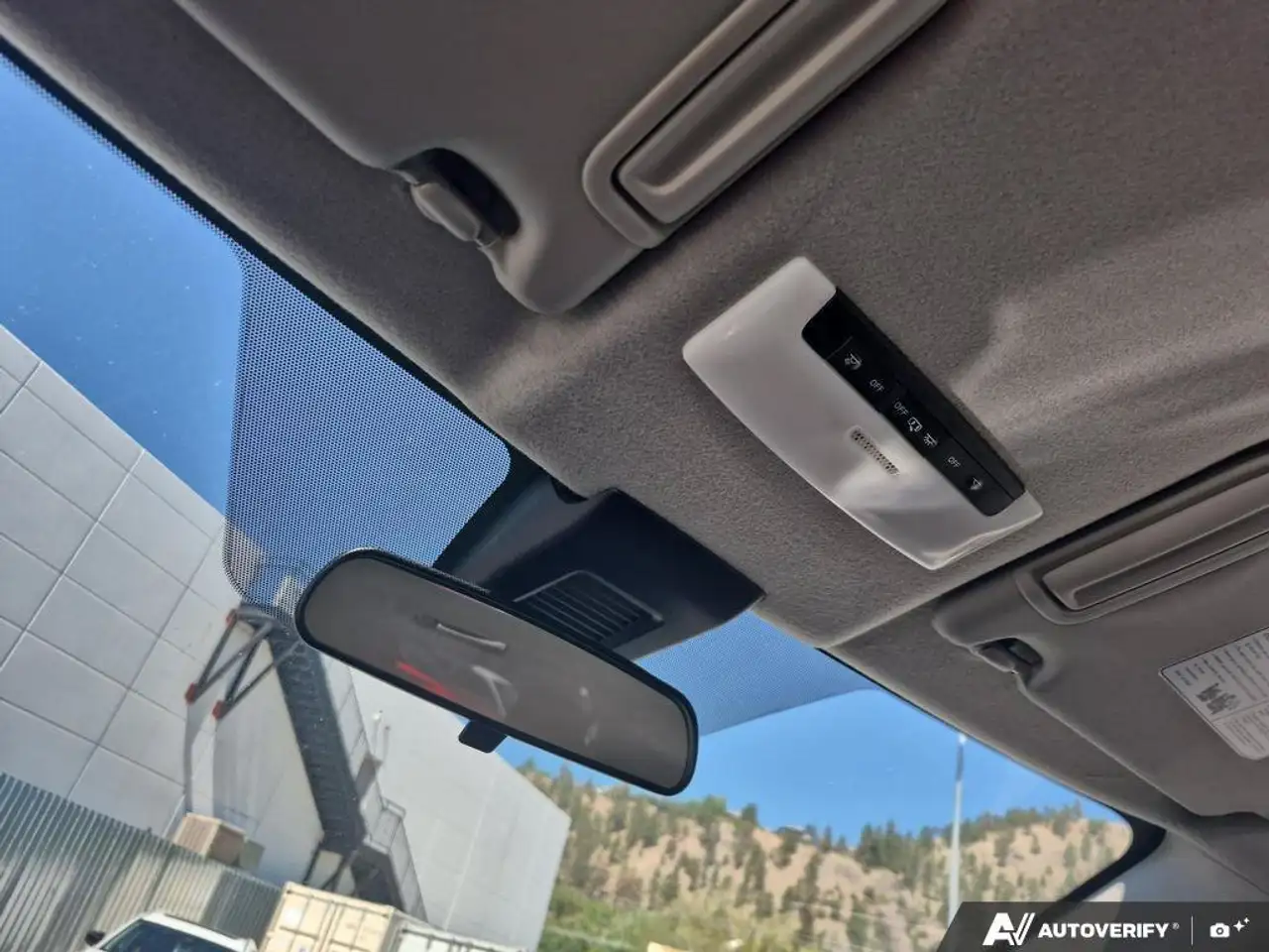 Nissan Kicks photo Nissan Kicks