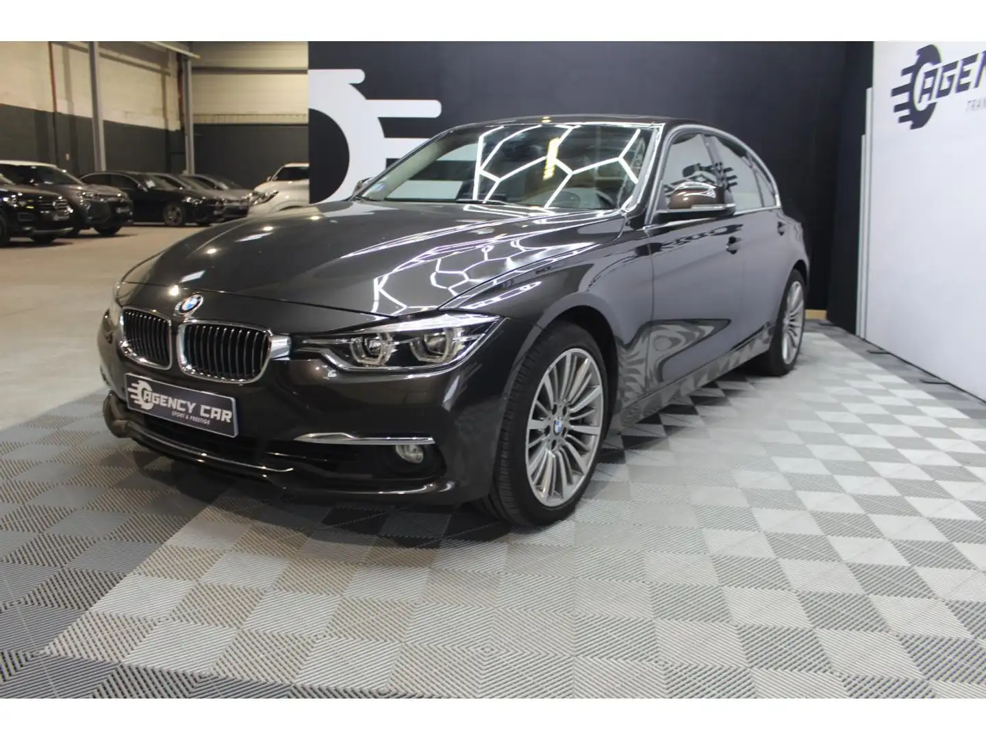 BMW 330 330i xDrive Luxury - BVA Sport LCI 330i Suivi BMW Brun - 1
