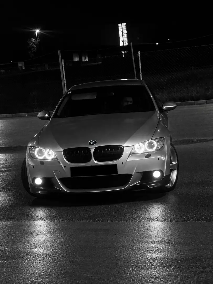BMW 335 335d Coupé Aut. Silber - 2