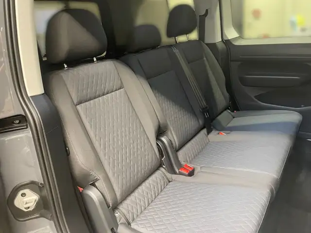 Volkswagen Caddy Life view 9