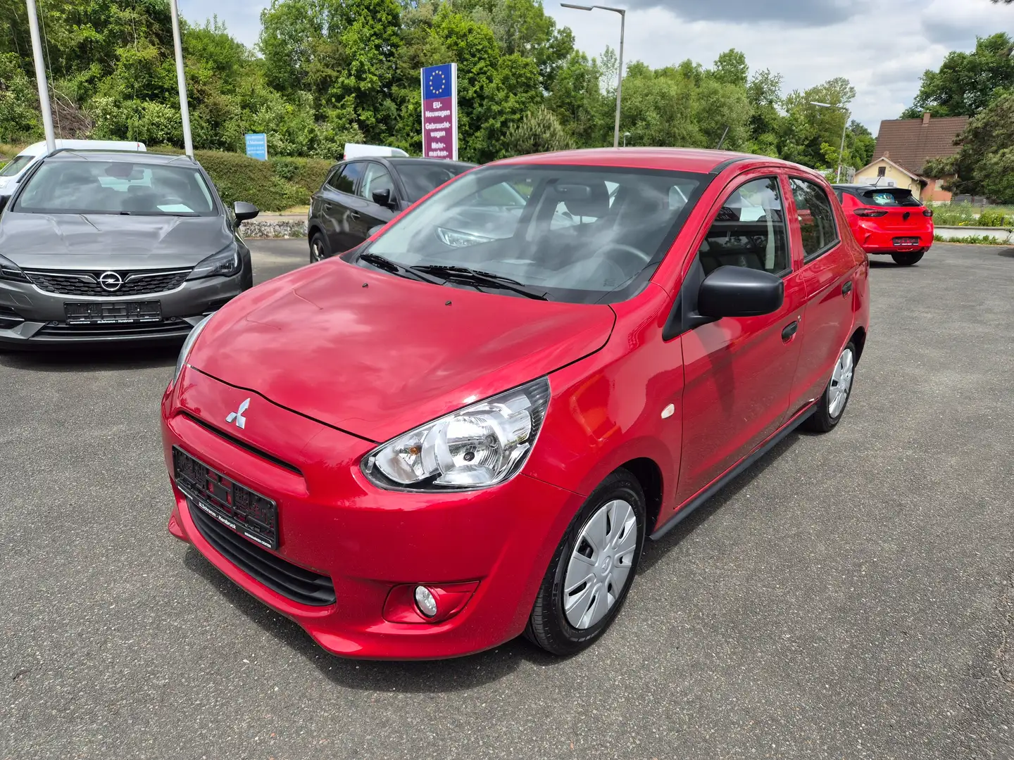 Mitsubishi Space Star 1.0 Diamant Edition *Klima/ZV+Funk/Radio/CD* Rot - 1