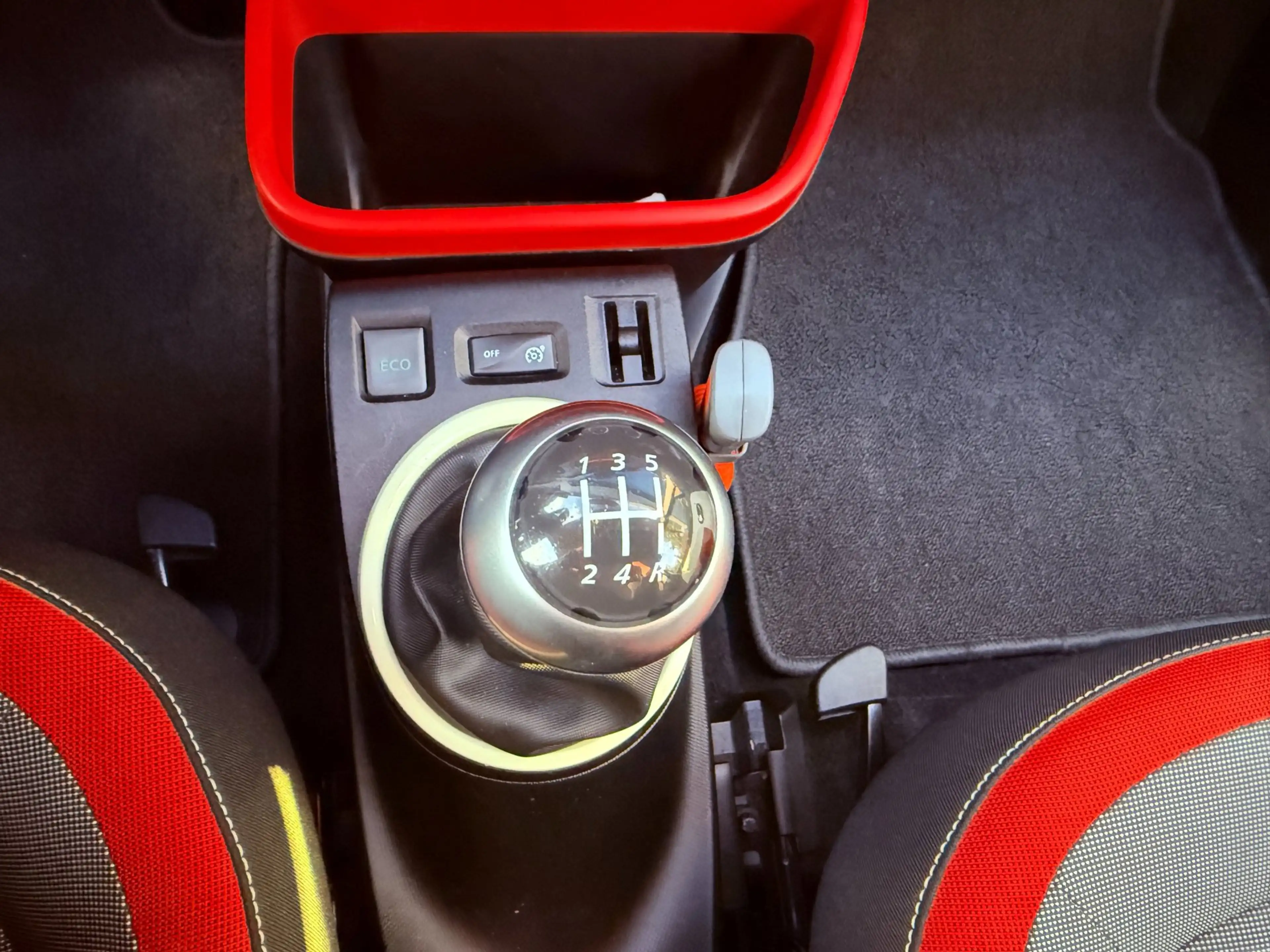 Renault Twingo 0.9 TCe Expression|Airco — photo 10