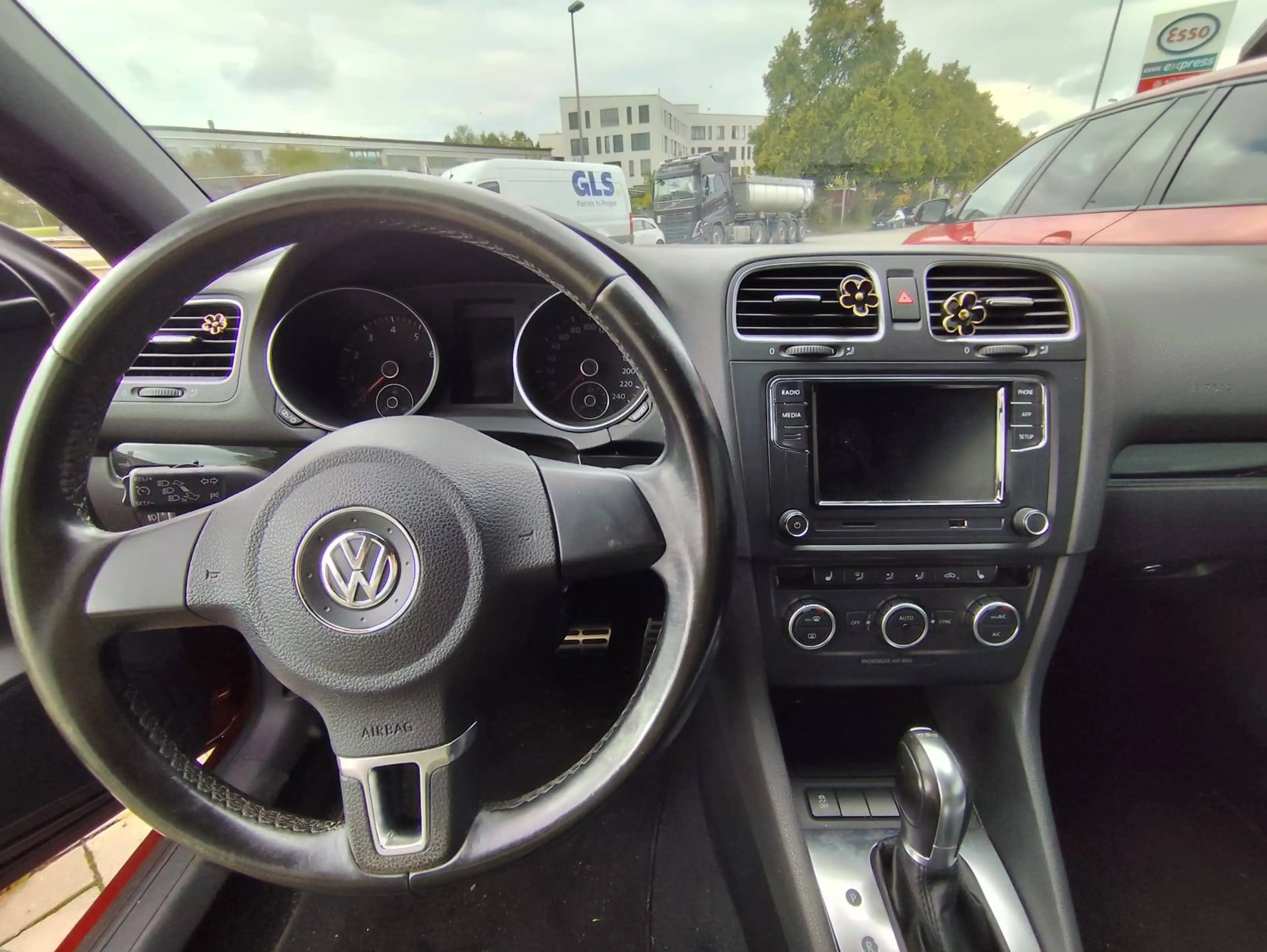Volkswagen Golf Cabriolet Basis — photo 8