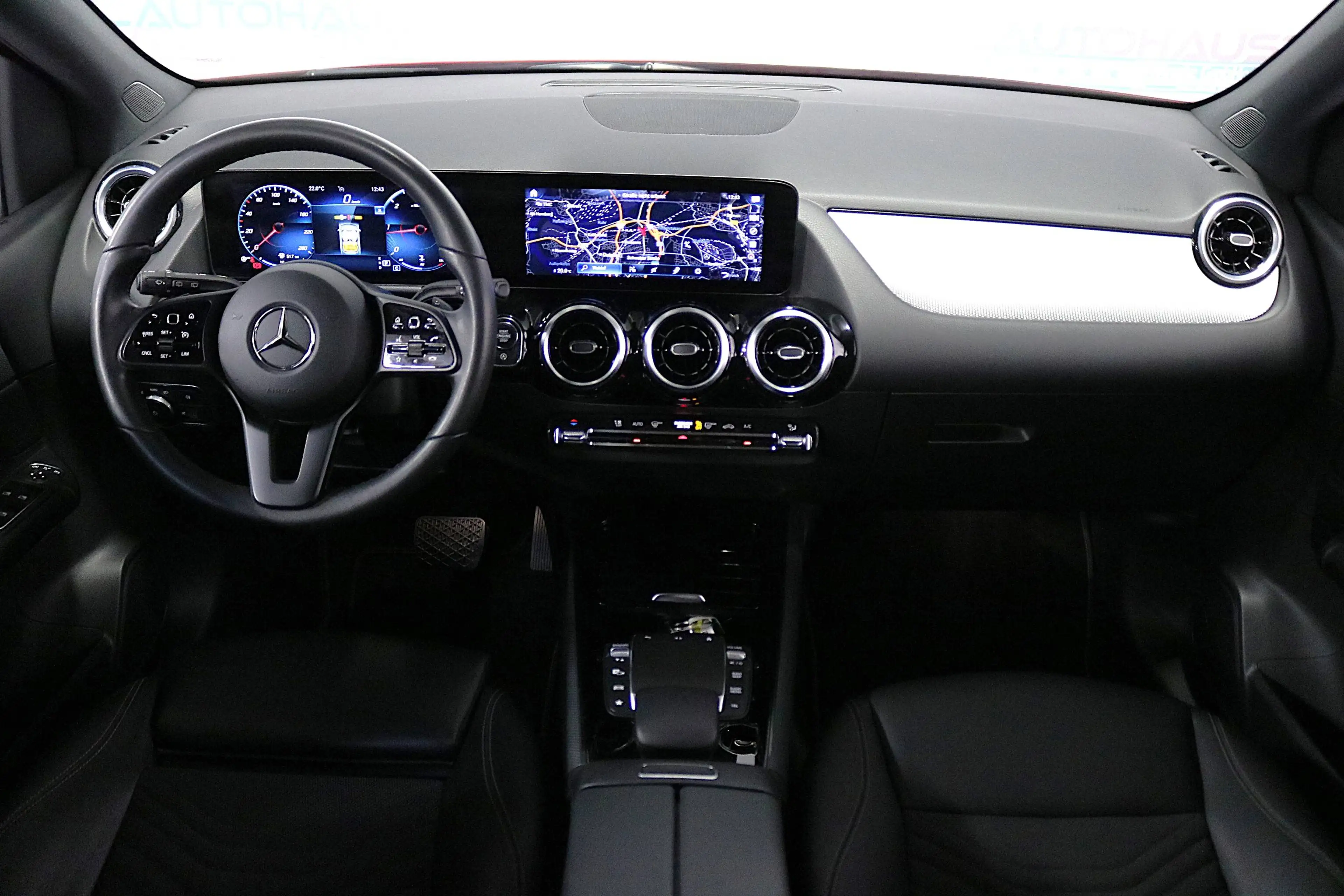 Mercedes-Benz B 200 d 2,0 Ltr*1HAND*NAVI*PDC*CAM*LED*SHZ*Teilleder*Tempo*u.v.m — photo 13