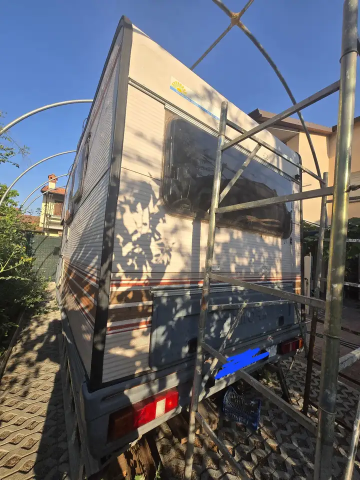 Ford Transit CAMPER GPL/Benz = FORD TRANSIT + RIMOR KATAMARANO, foto 4