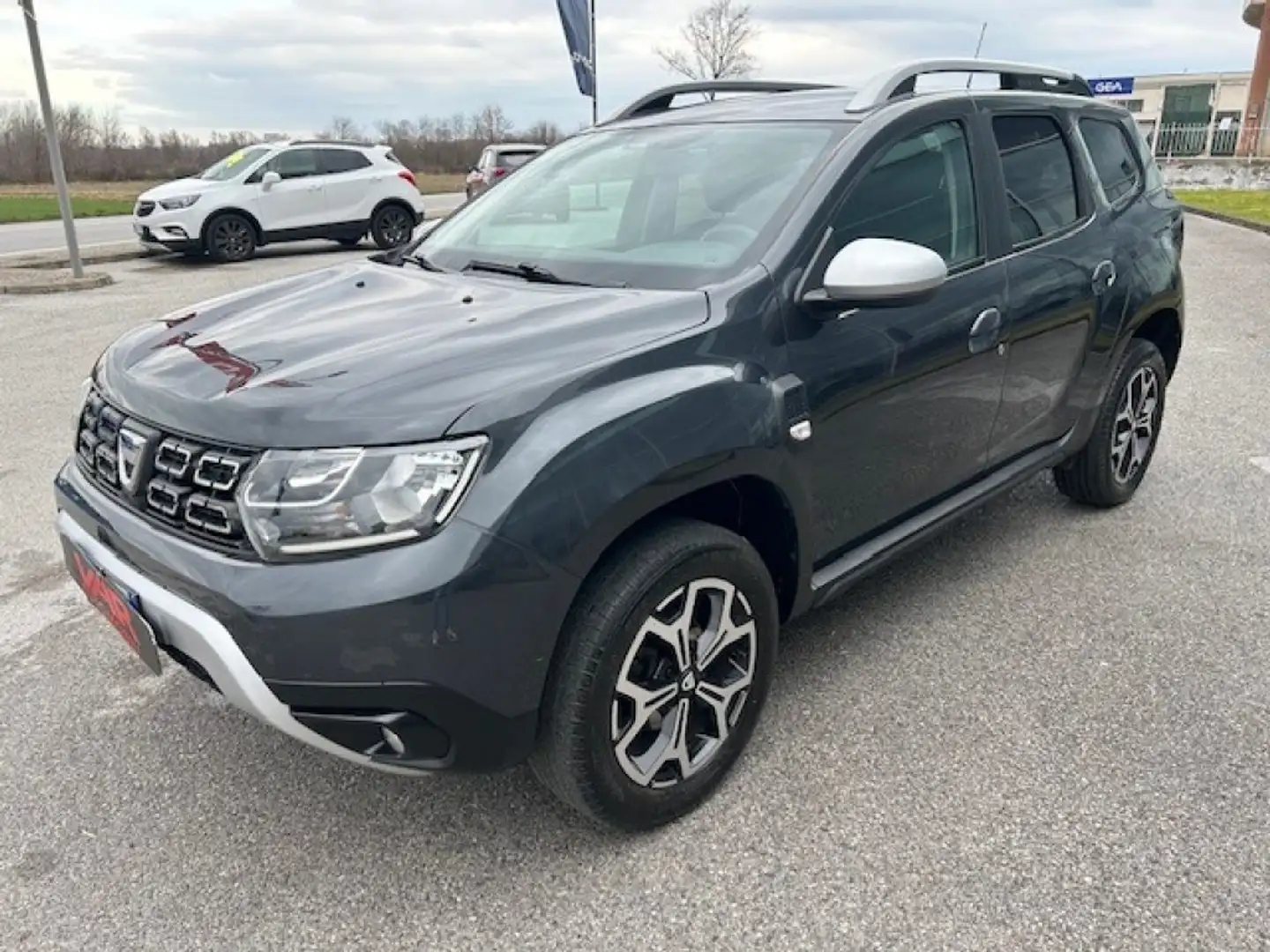 Dacia Duster 1.6 GPL 4x2 "UNICO PROPRIETARIO" Grau - 1