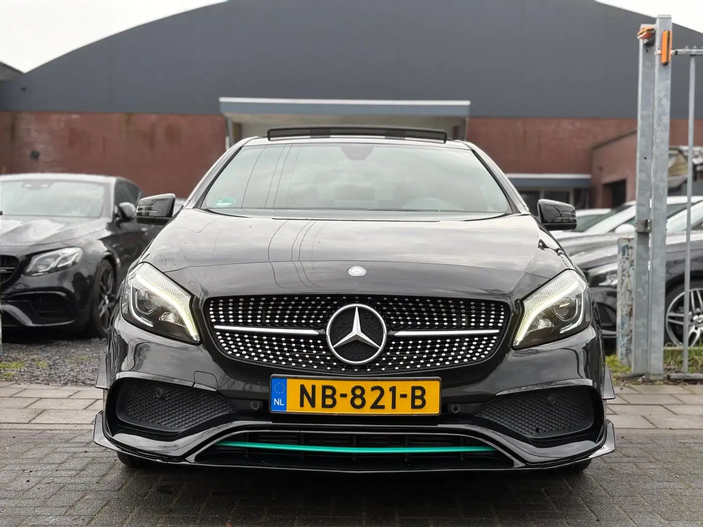 Mercedes-Benz A 250 Motorsport Edition | Panoramadak | 19 “ LMV | Harm Negru - 2