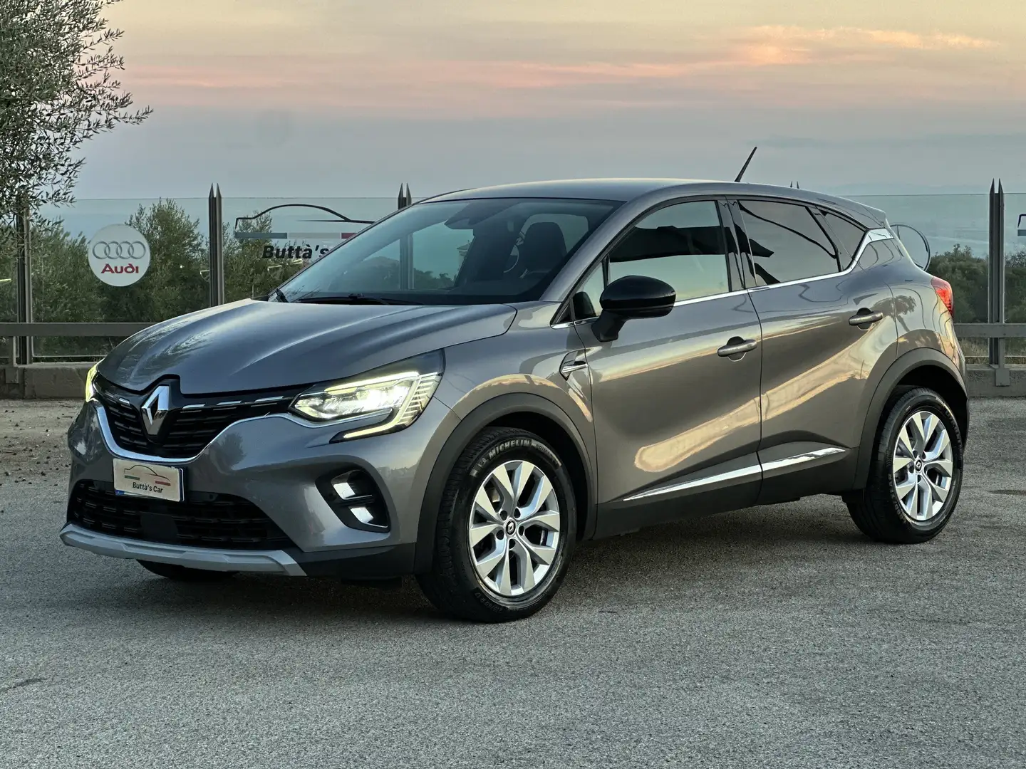 Renault Captur 1.0 tce RS Line Gpl 100cv Grigio - 1