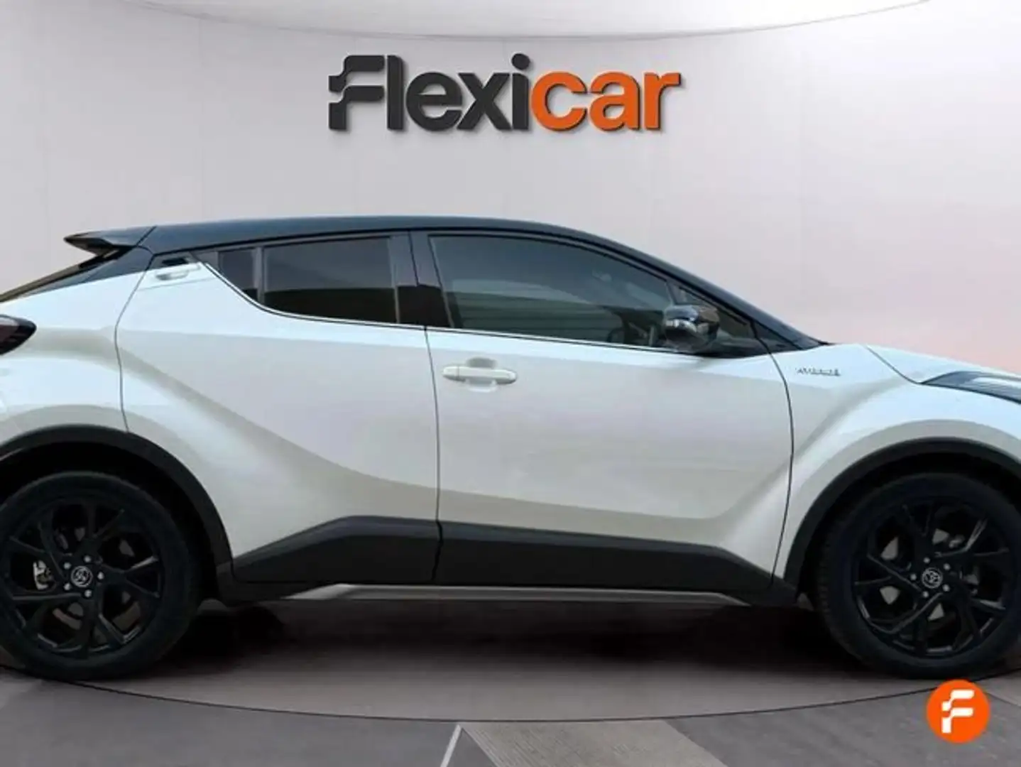 Toyota C-HR 125H Dynamic Plus Blanco - 2