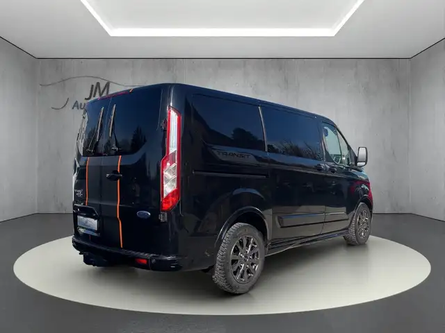 Ford Transit Custom view 6