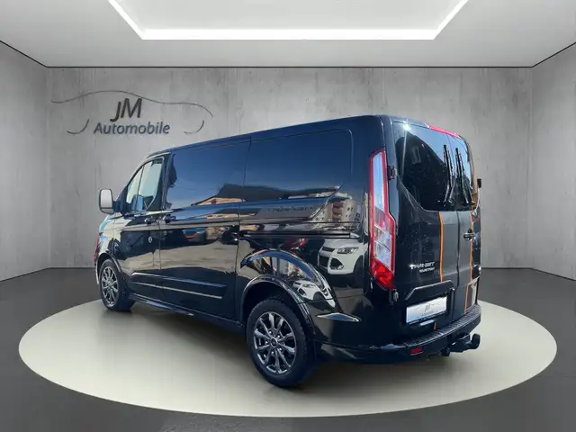 Ford Transit Custom view 4